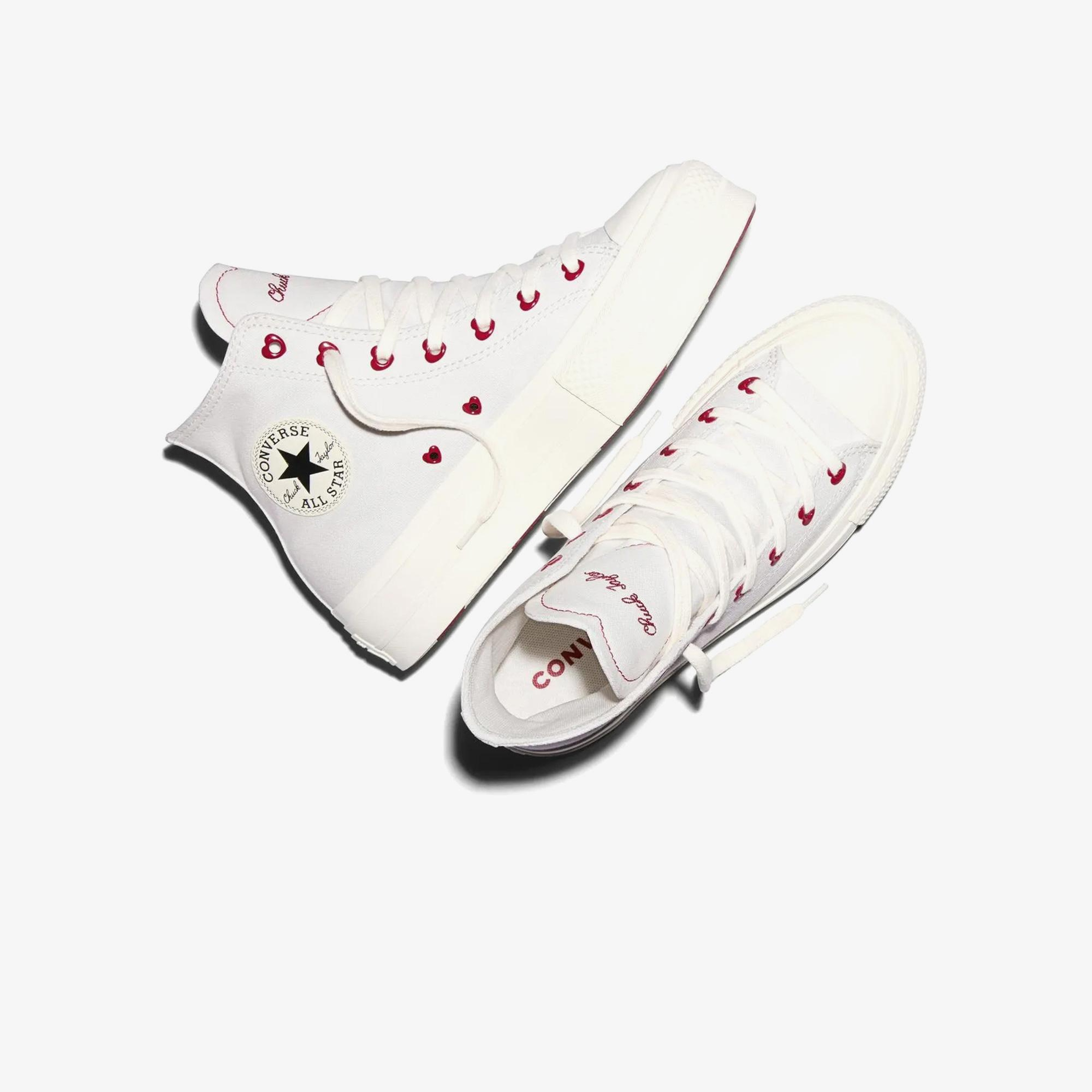 Converse Valentine's Day Chuck Taylor All Star Lift Kadın Krem Sneaker