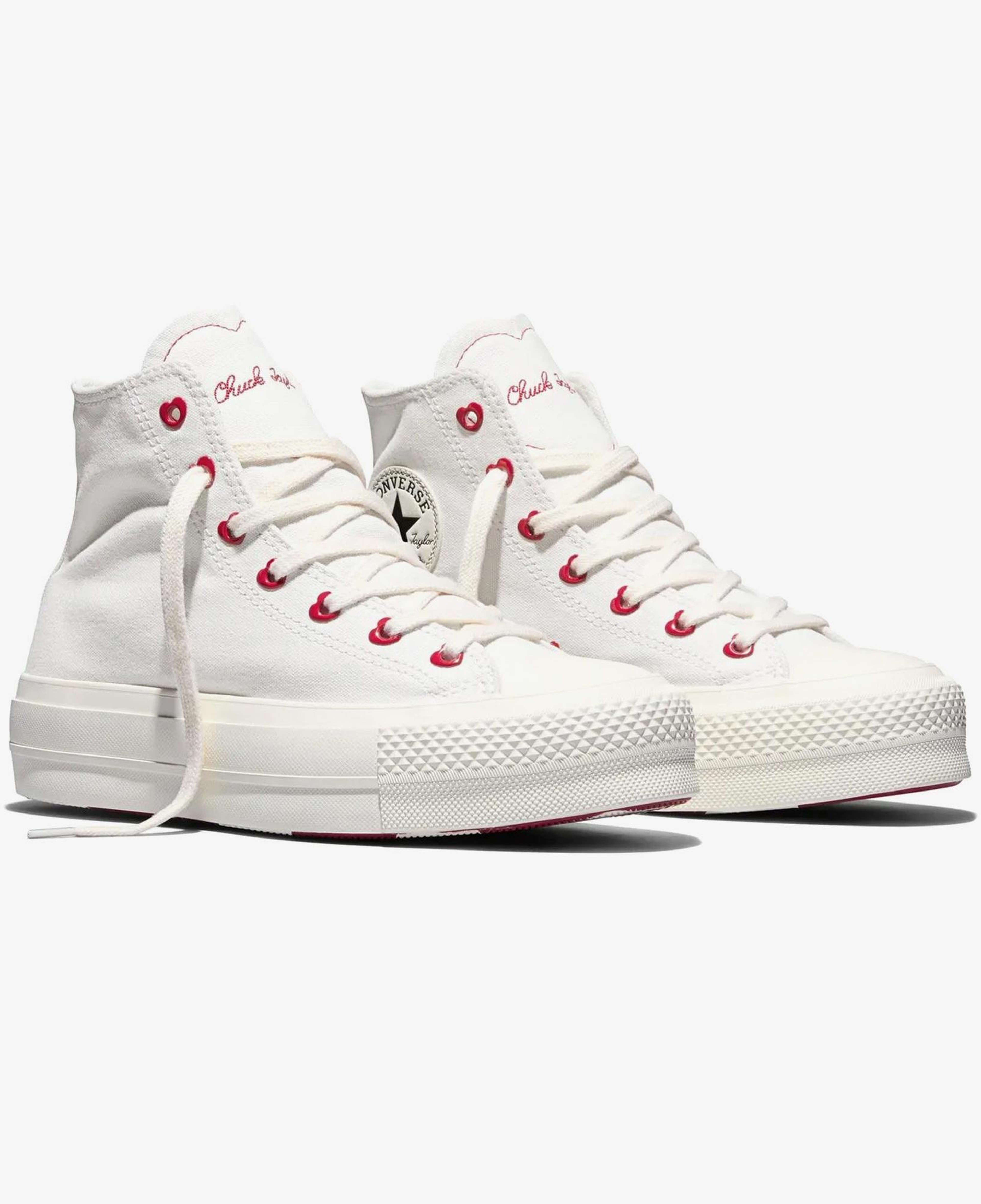 Converse Valentine's Day Chuck Taylor All Star Lift Kadın Krem Sneaker