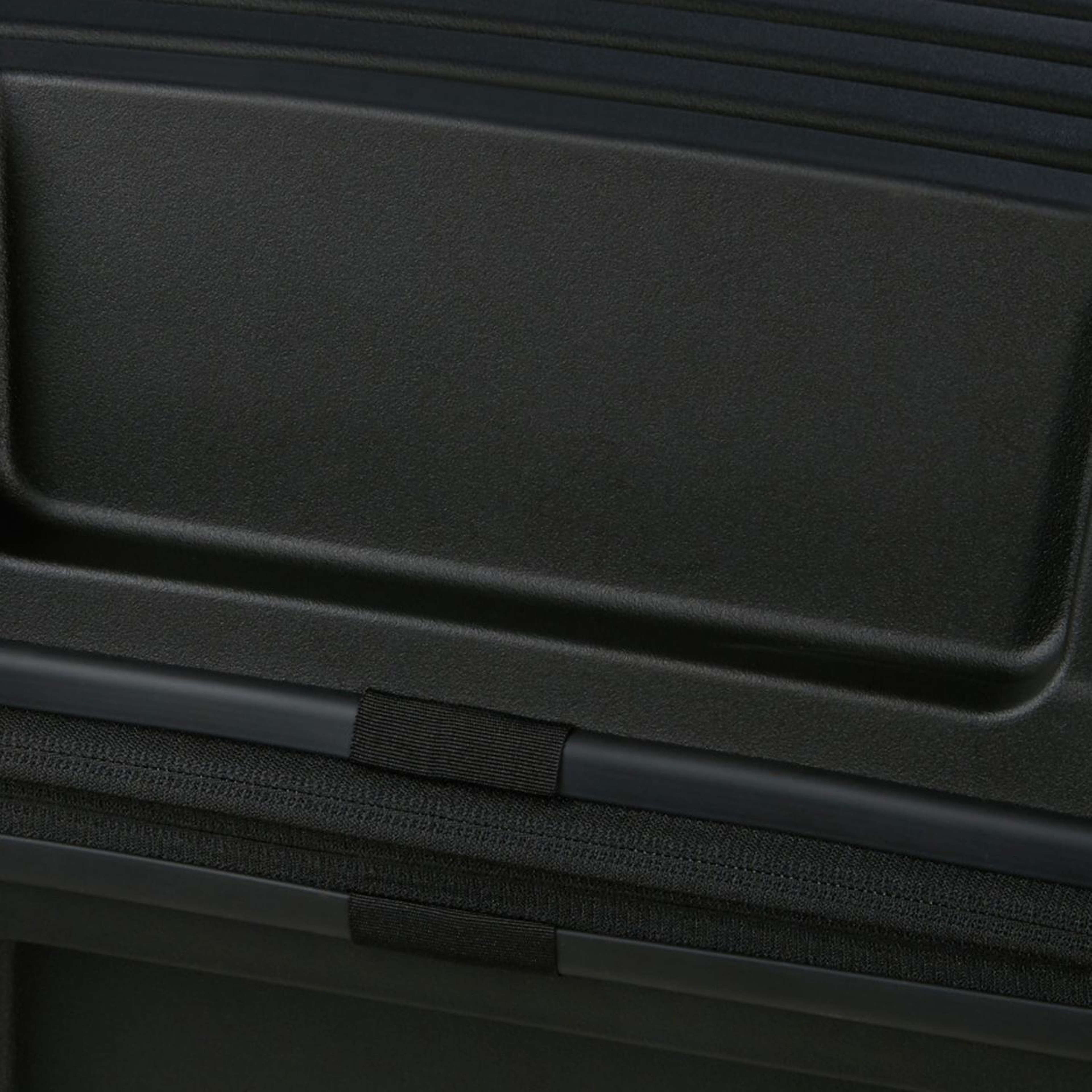 Samsonite Restackd - Körüklü 81/30 Büyük Boy Valiz