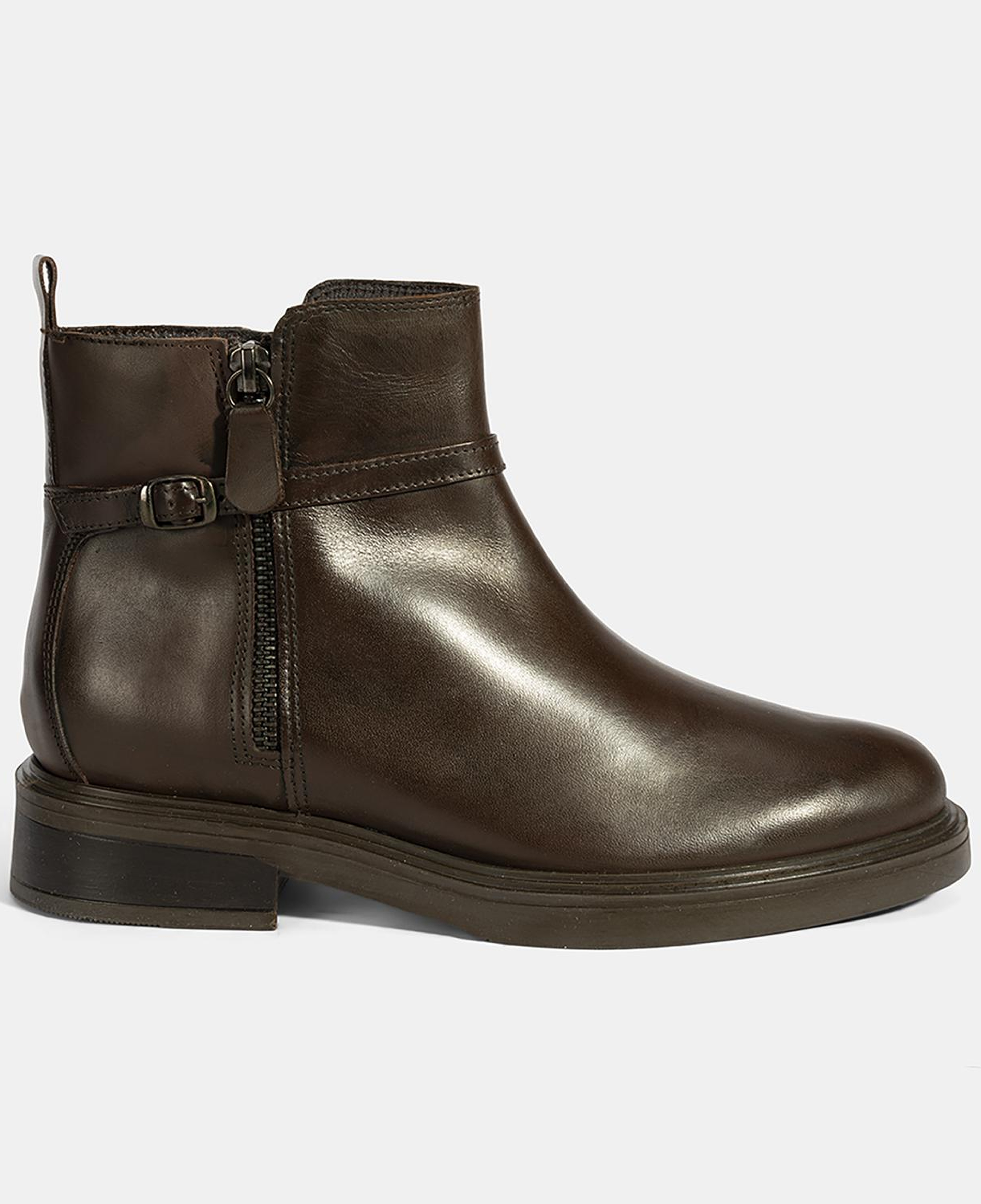 Kadın Kahve Metal Toka Detaylı Fermuarlı Deri Bot