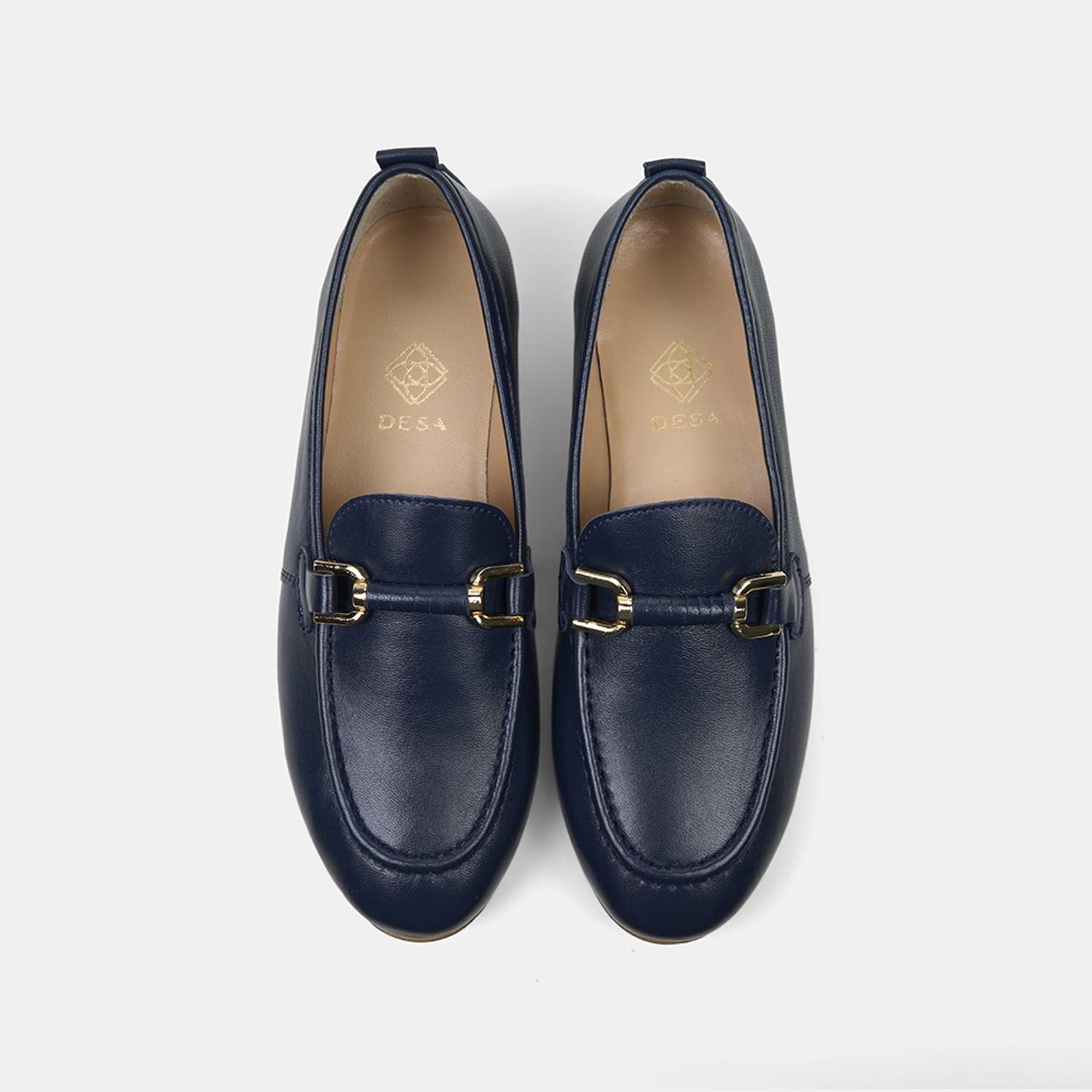 Kadın Lacivert Metal Gold Toka Aksesuarlı Deri Loafer