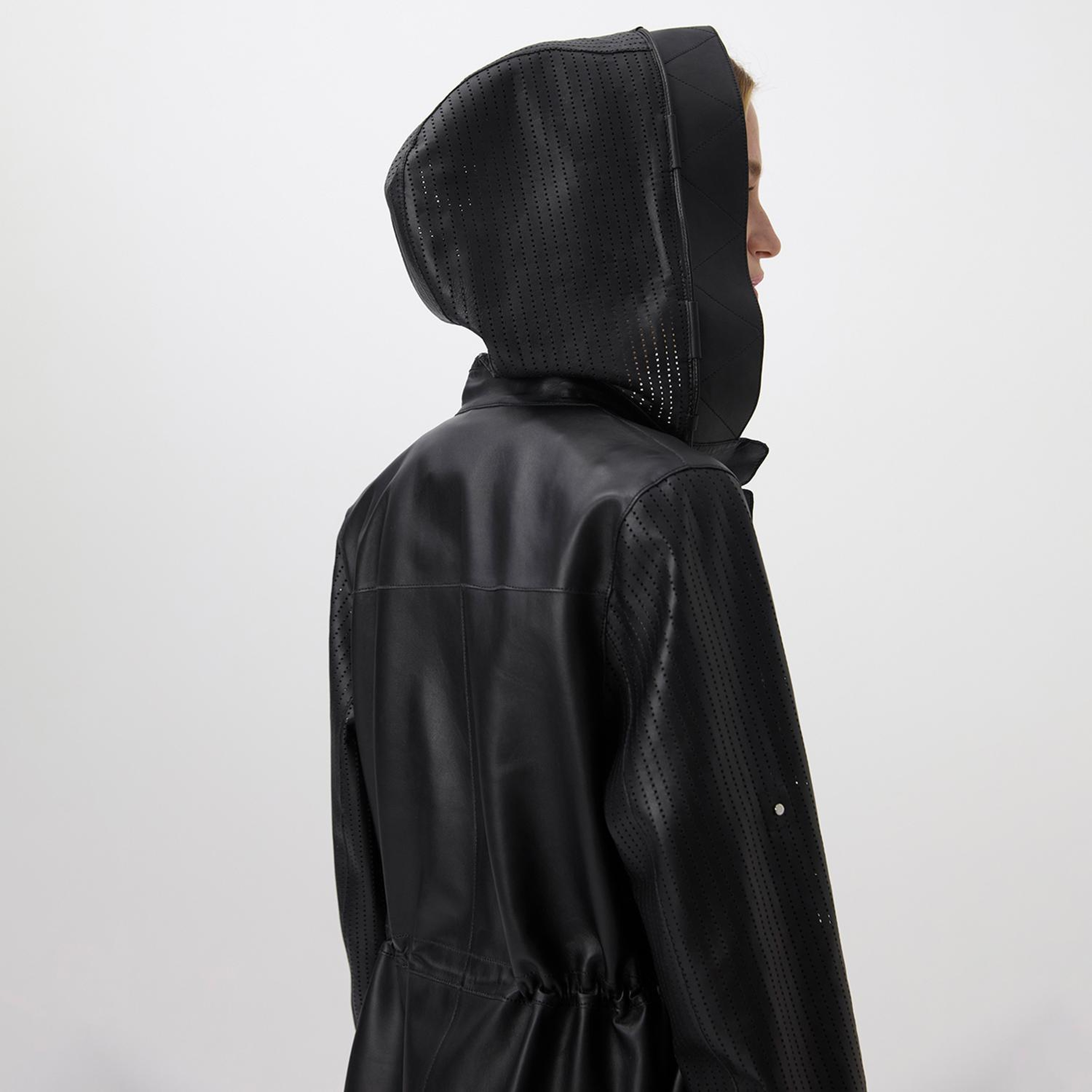 Aldabella Siyah Kadın Perforeli Deri Pardösü