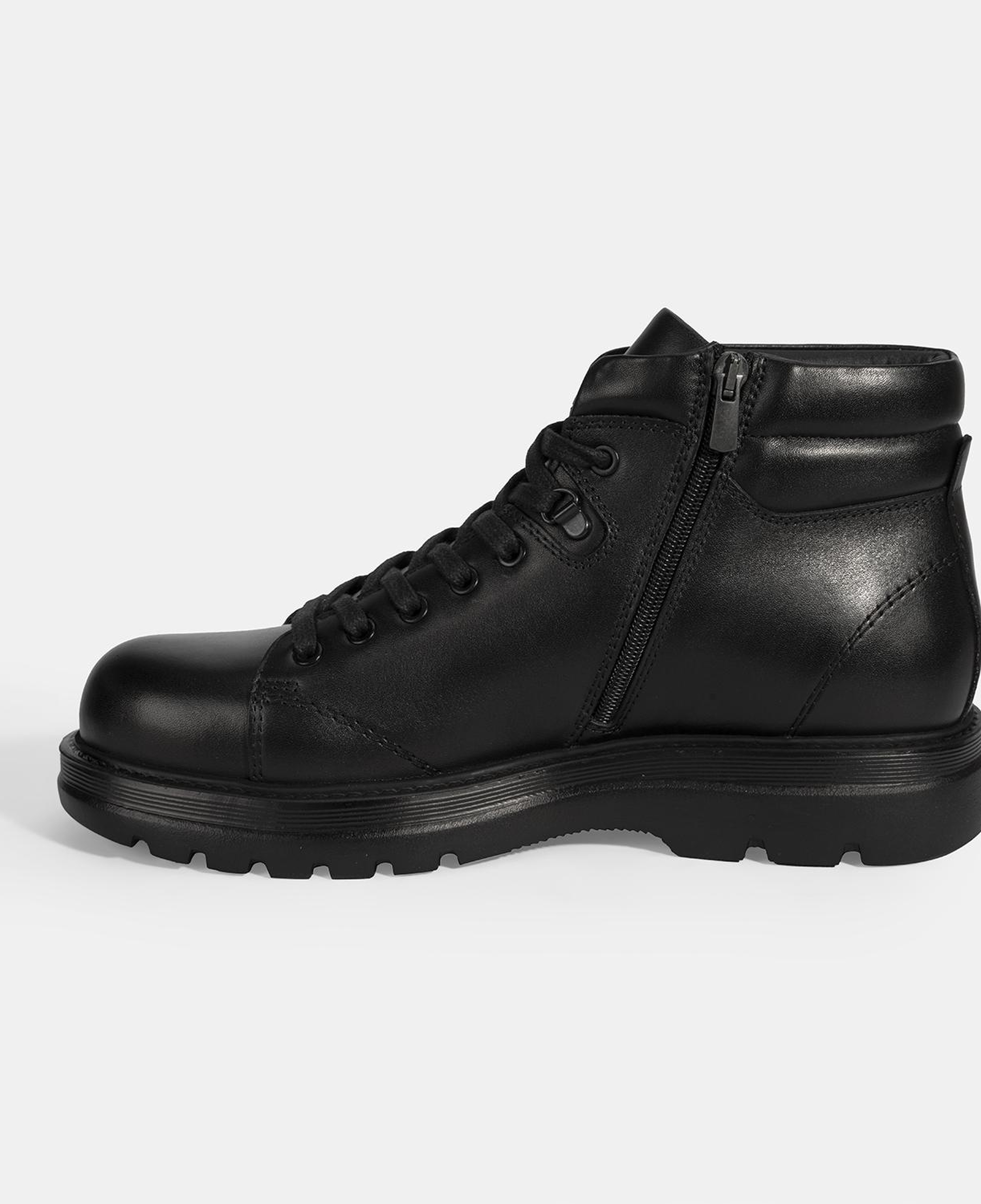 Erkek Siyah Bağcıklı Deri Bot