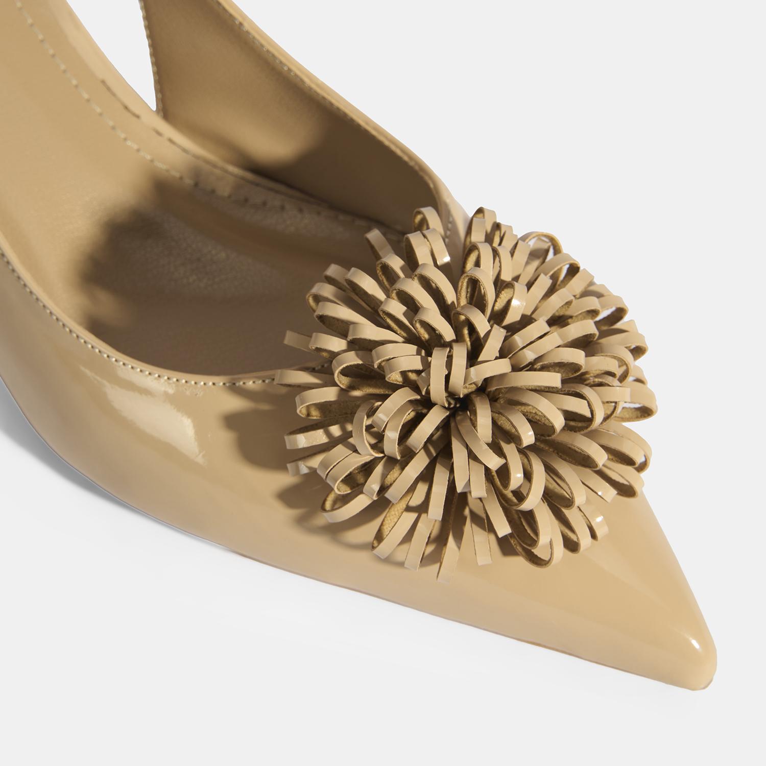 Kadın Bej Aksesuar Detaylı Topuklu Klasik Ayakkabı