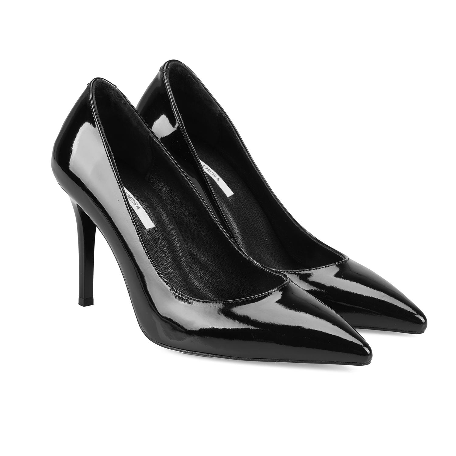 Kadın Siyah Topuklu Deri Stiletto