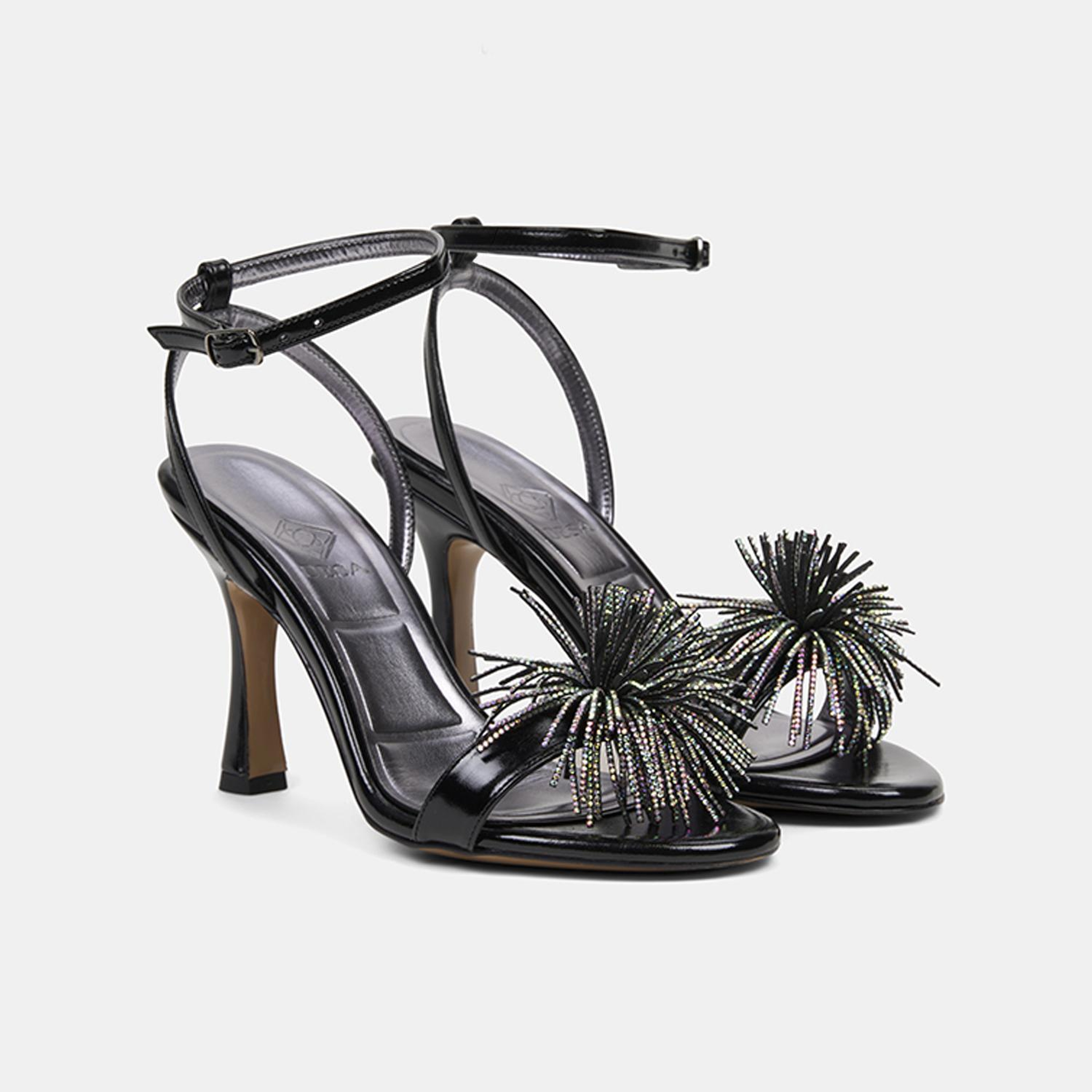 Kadın Siyah Taşlı Ayarlanabilir Tokalı İnce Topuklu Abiye Sandalet