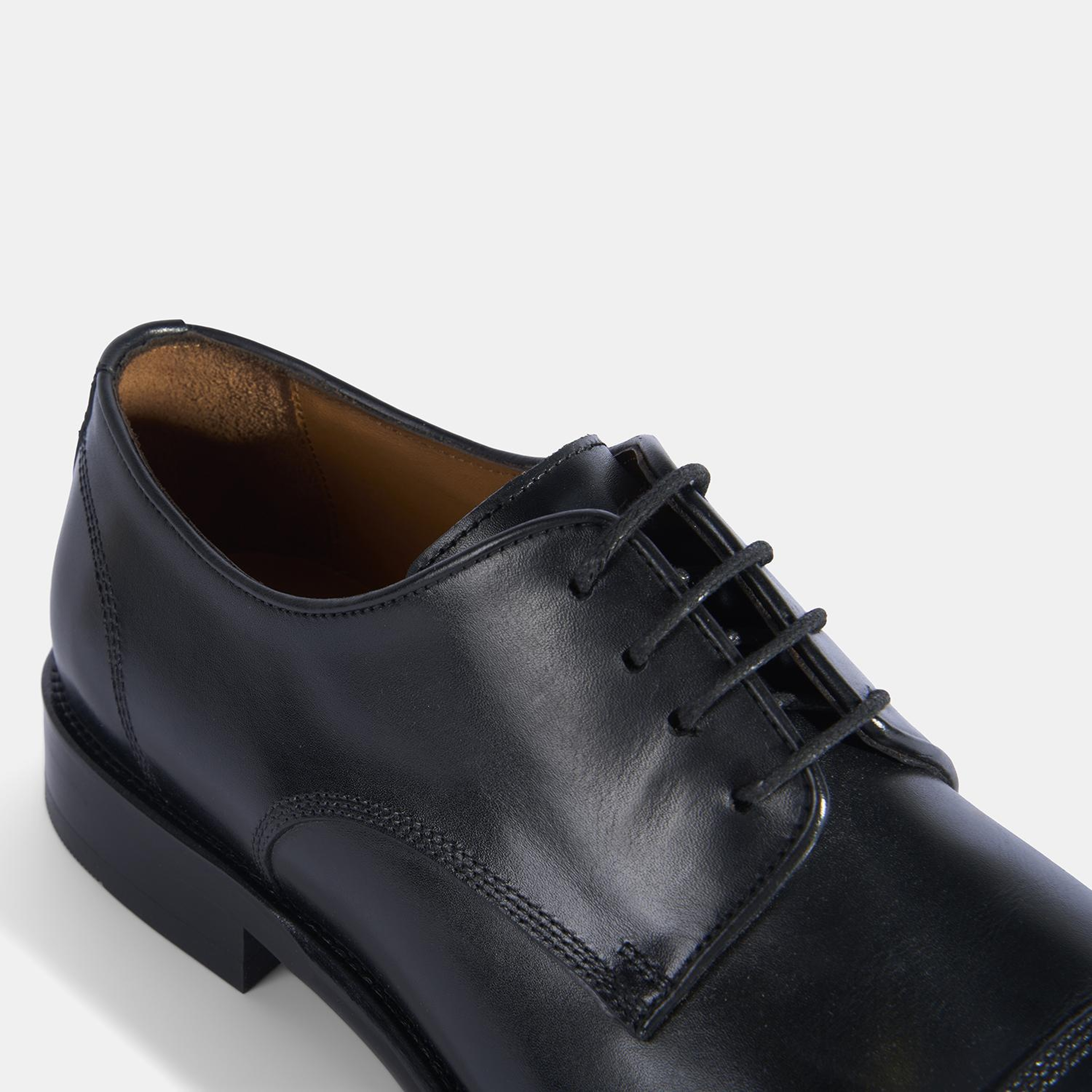 Erkek Siyah Bağcıklı Dikiş Detaylı Klasik Deri Ayakkabı