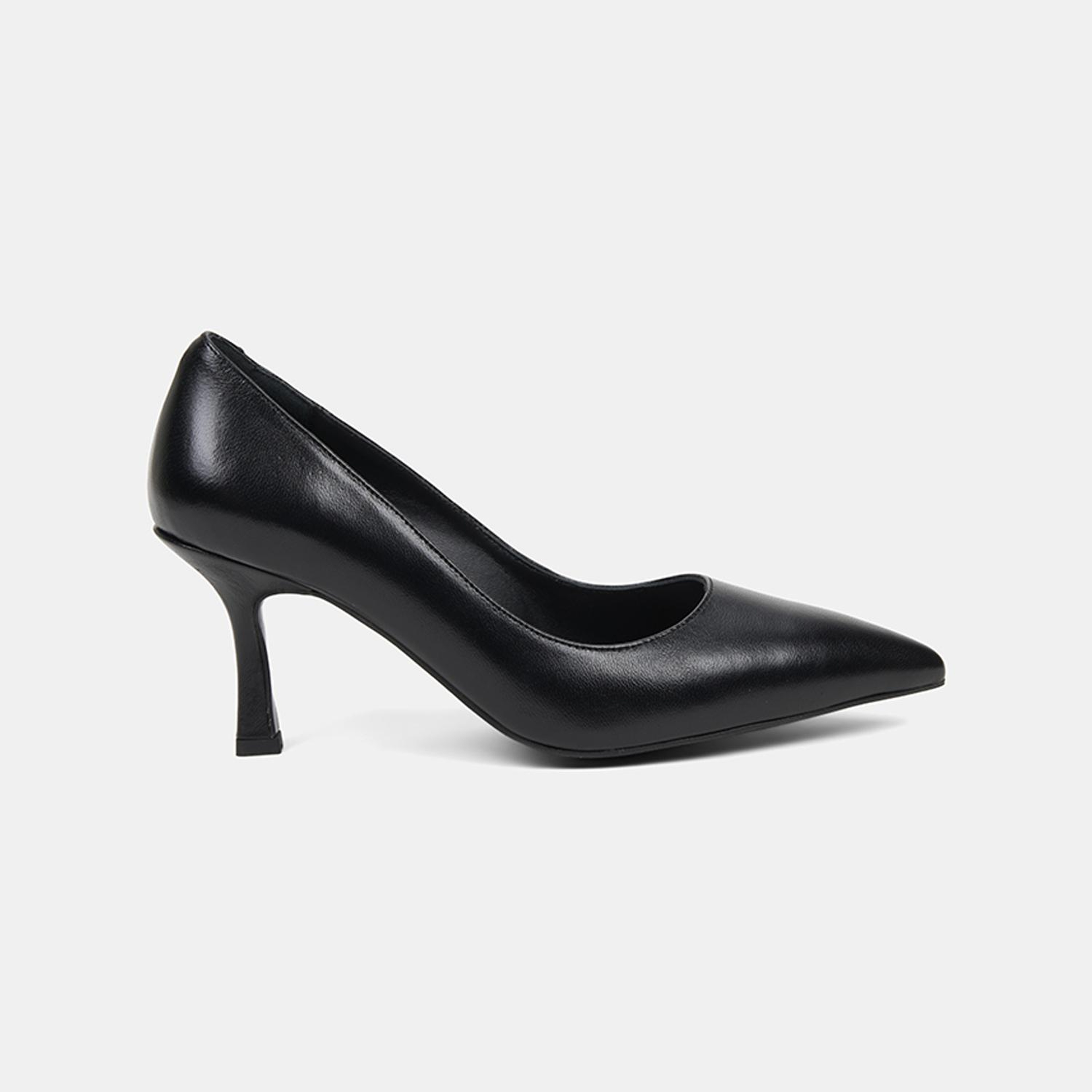 Kadın Siyah Sivri Burunlu Klasik Deri Stiletto