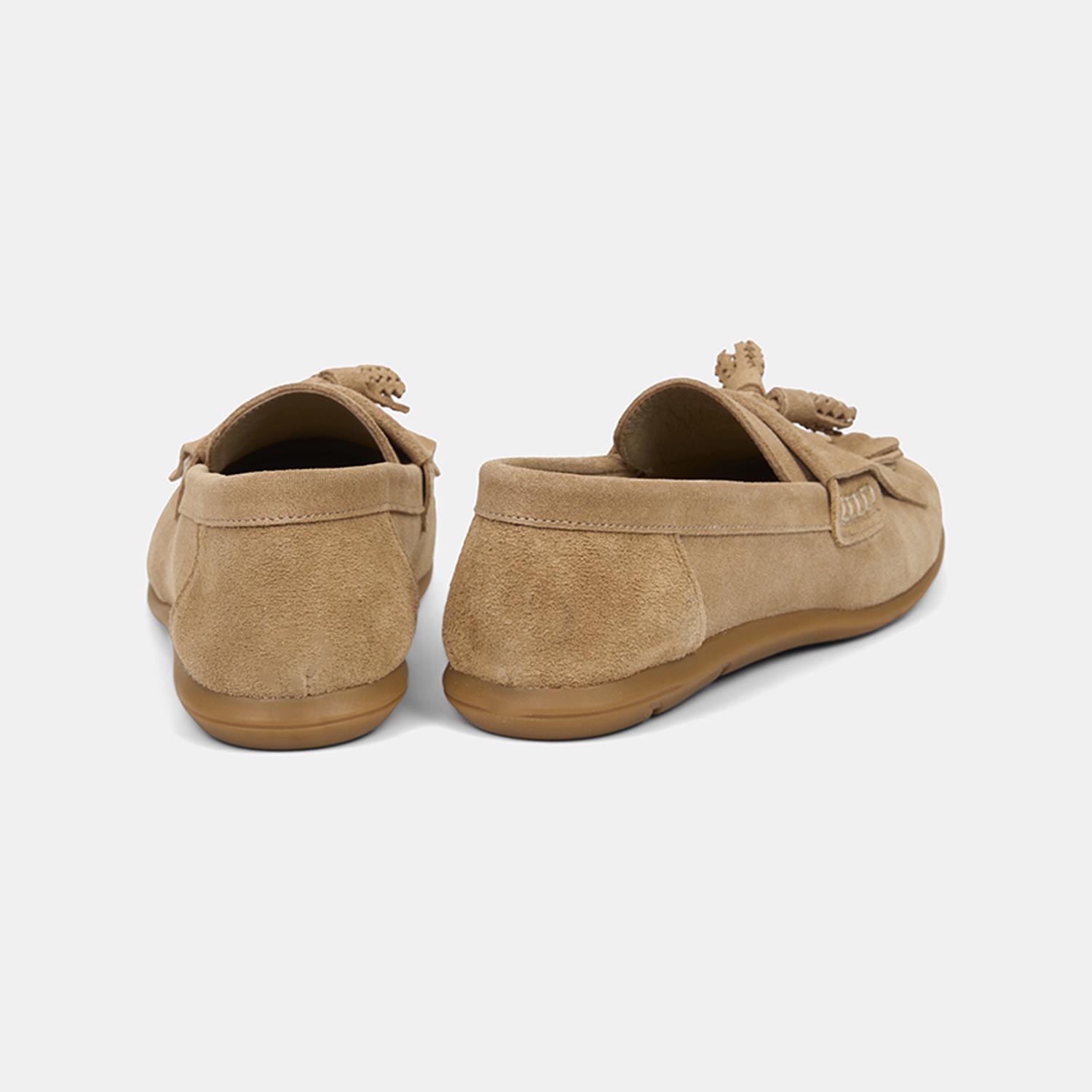 Kadın Bej Püsküllü Dikiş Detaylı Süet Loafer