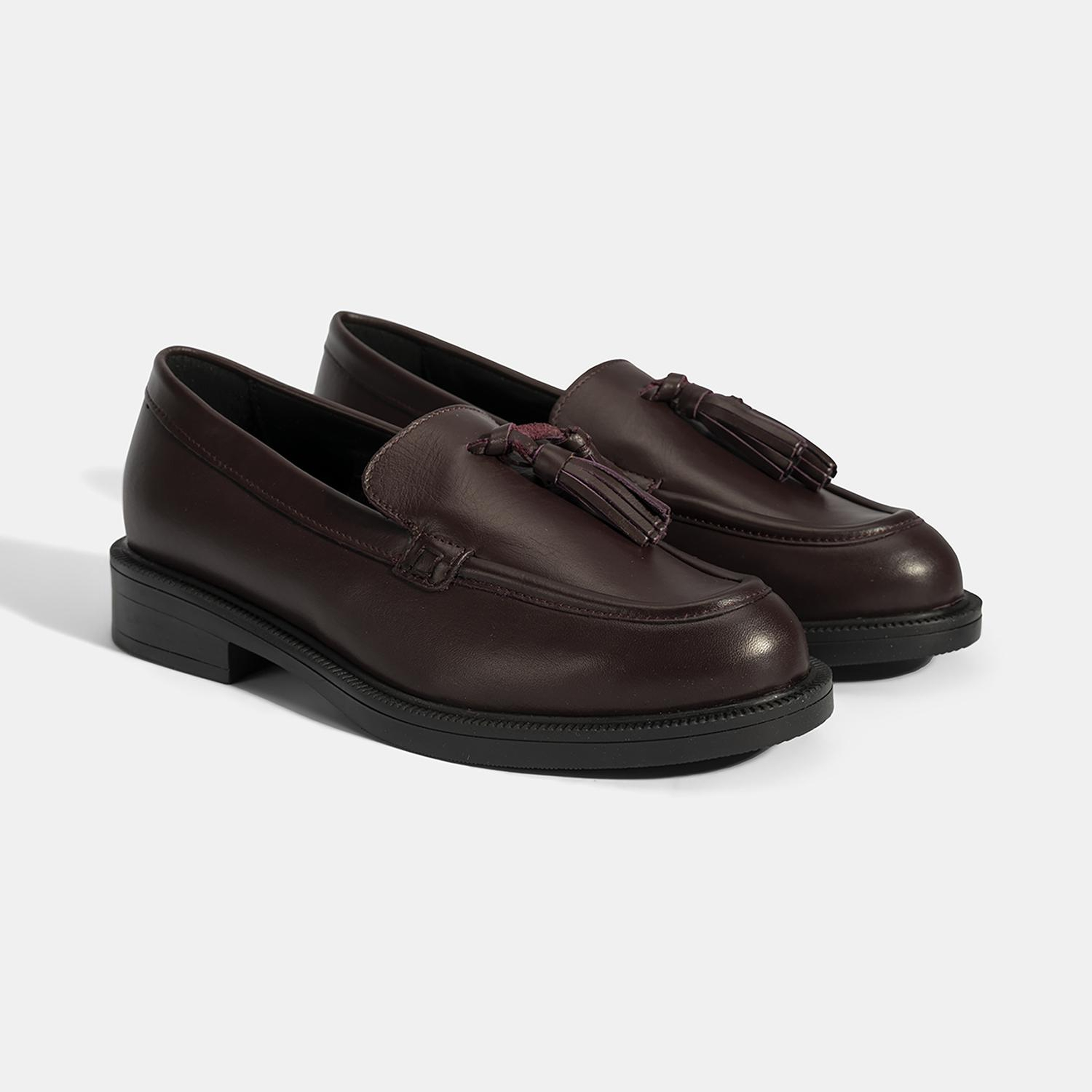 Kadın Bordo Püskül Detaylı Deri Loafer