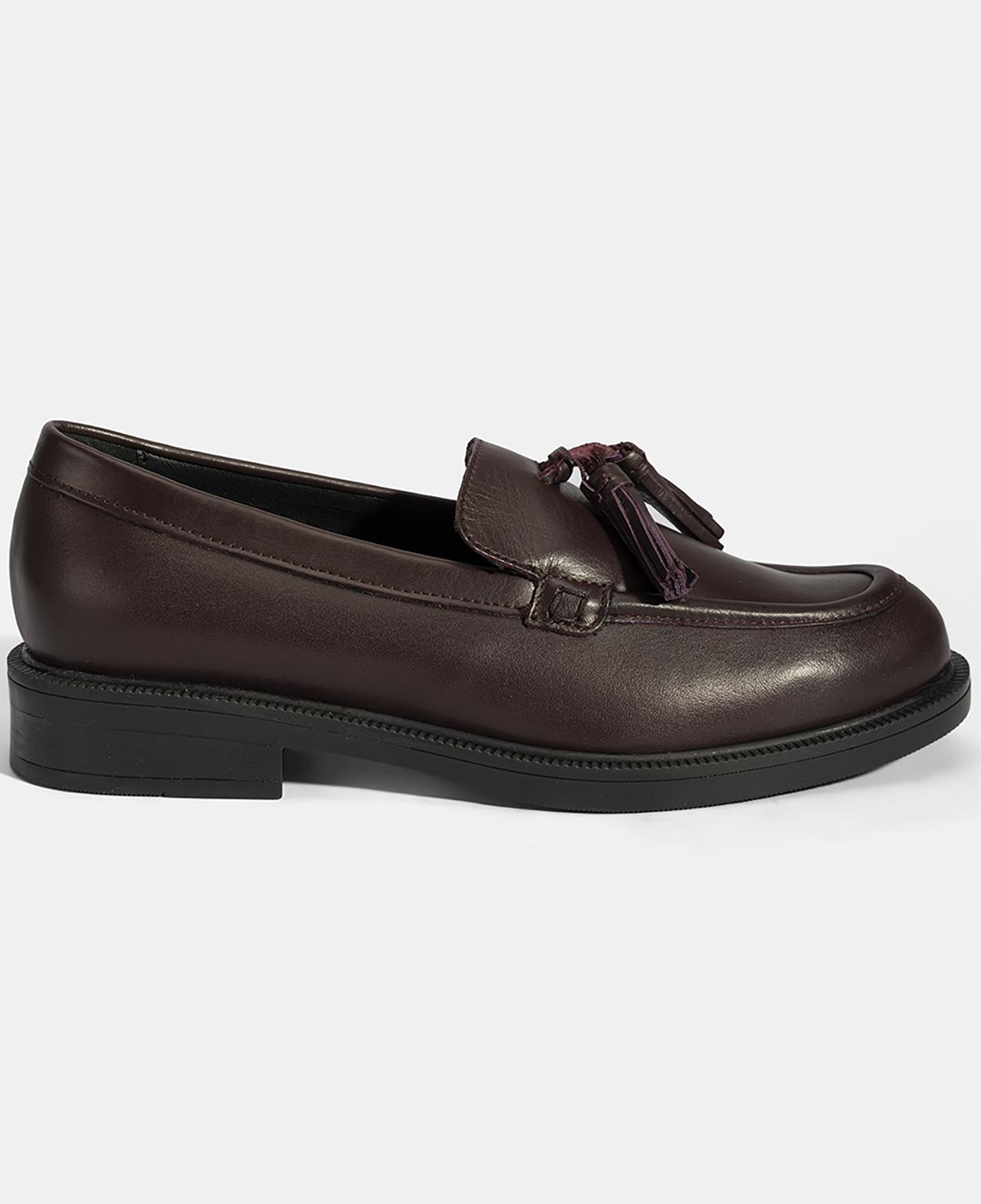 Kadın Bordo Püskül Detaylı Deri Loafer
