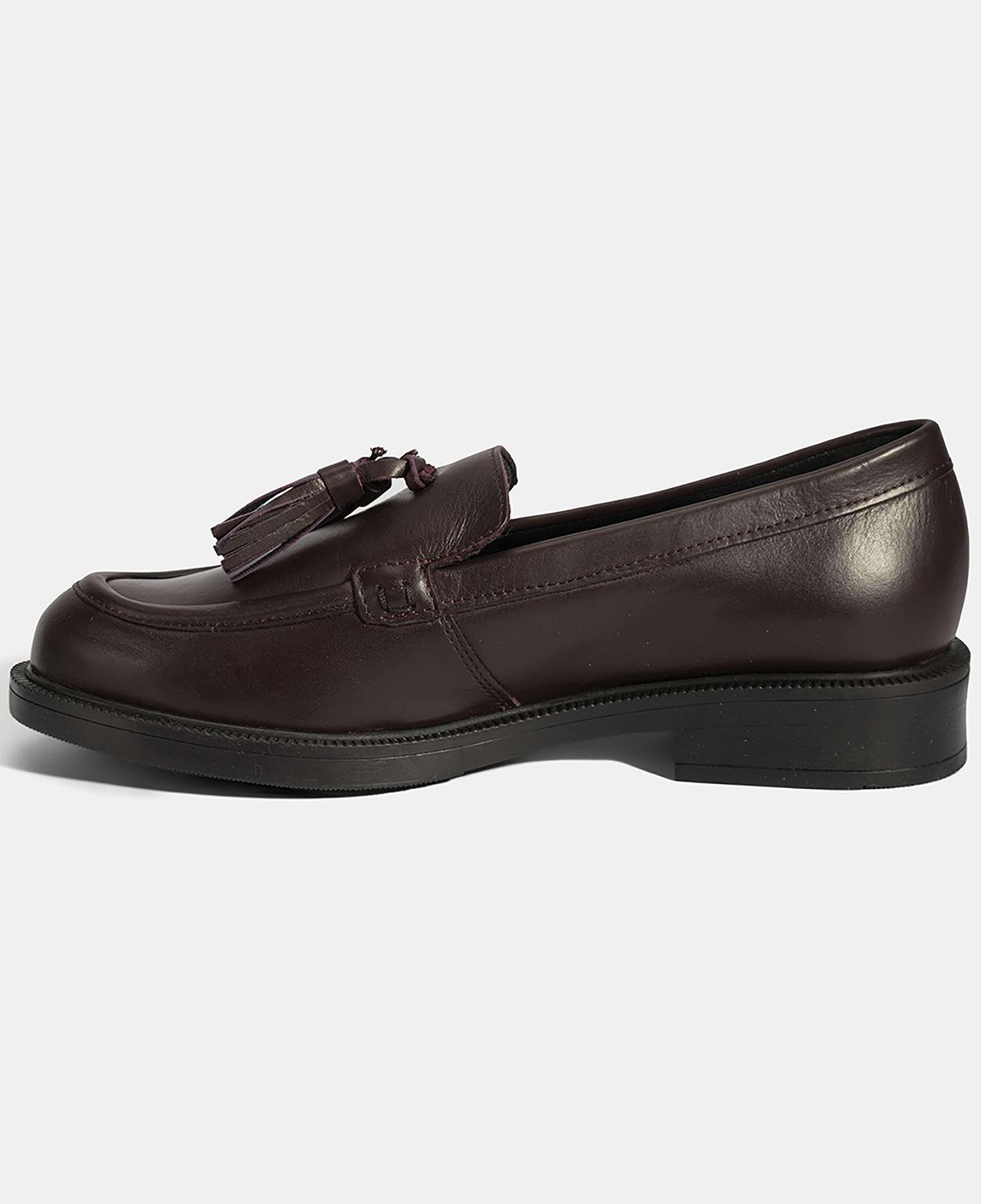 Kadın Bordo Püskül Detaylı Deri Loafer