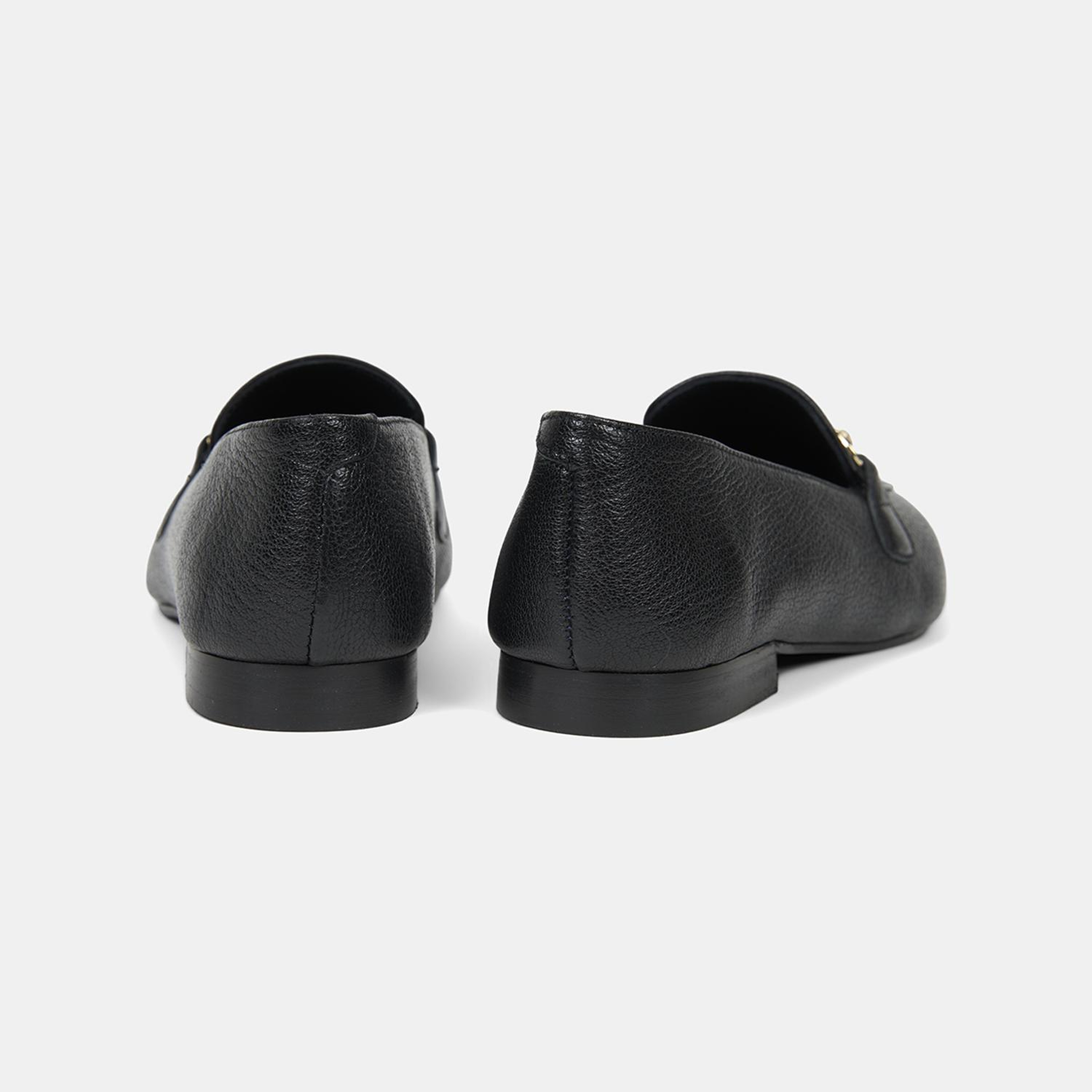 Kadın Siyah Metal Gold Tokalı Deri Loafer