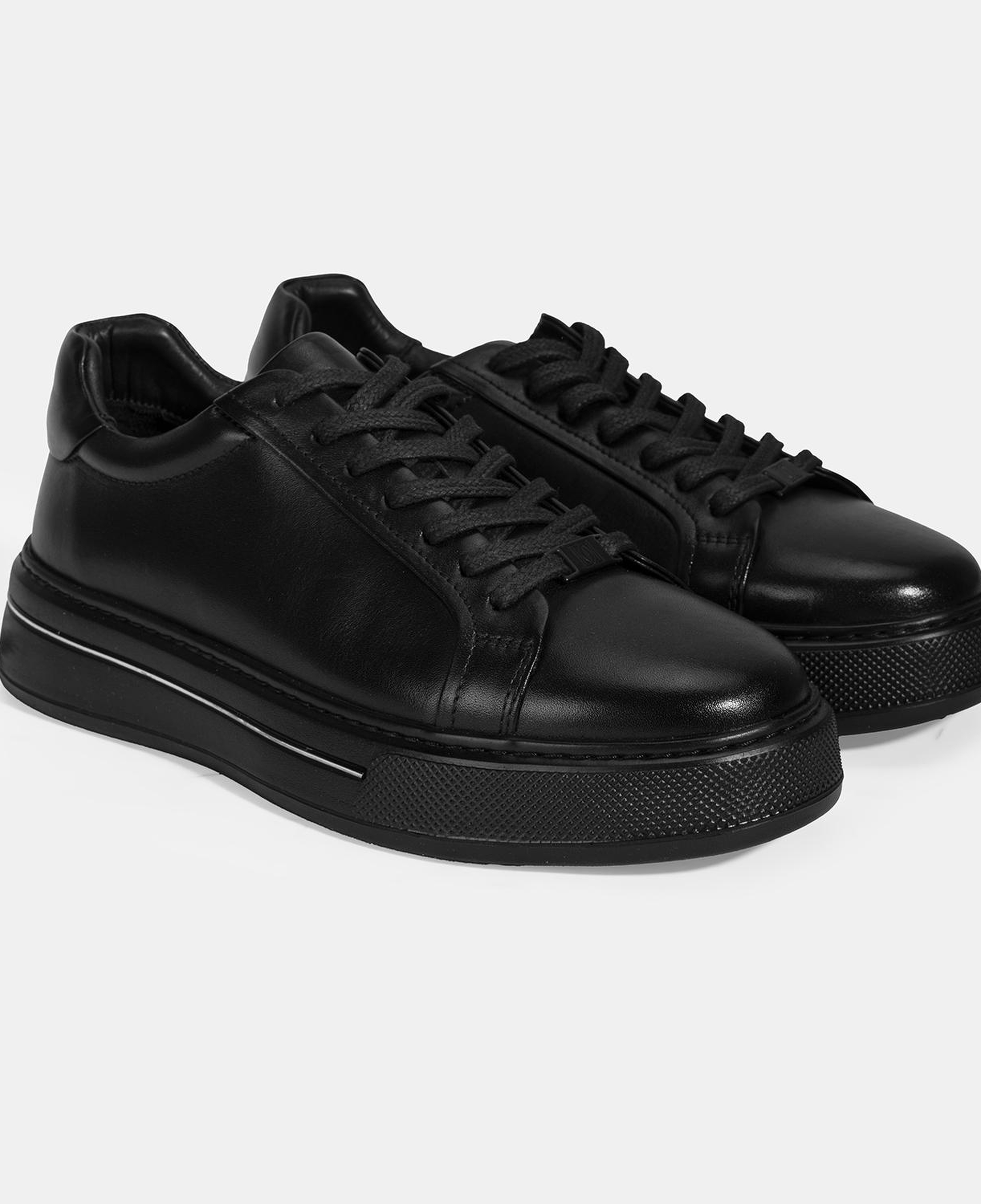 Erkek Siyah Bağcıklı Deri Günlük Ayakkabı