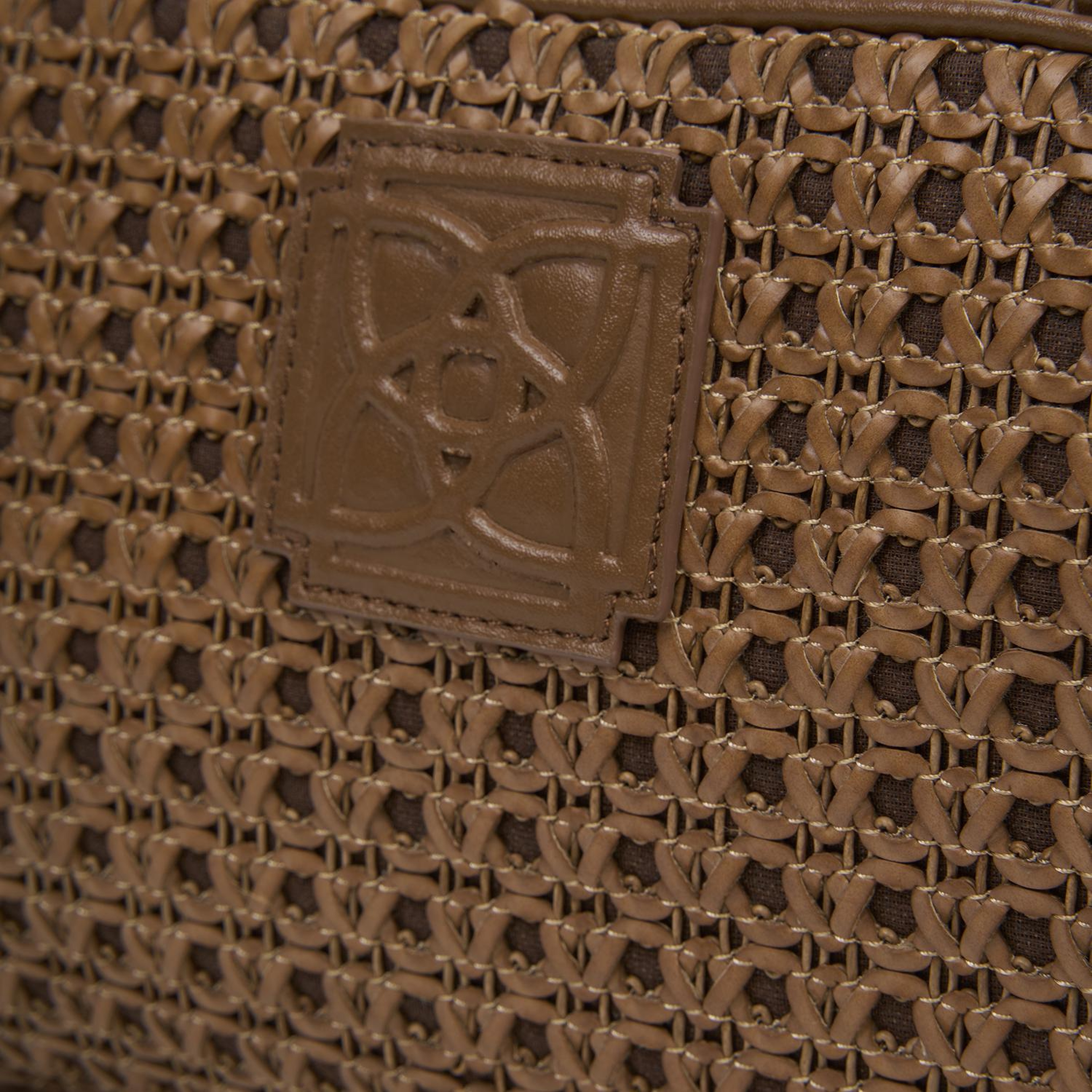 Kadın Taba Örgü Detaylı Logolu Omuz Çantası