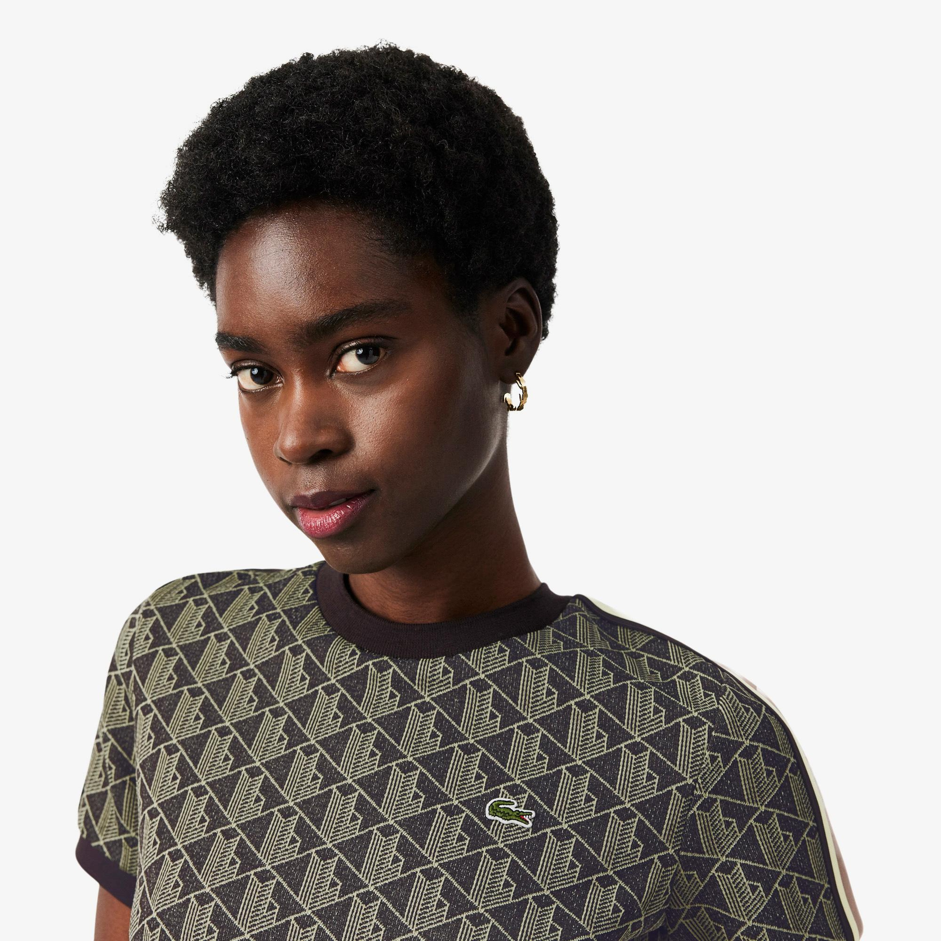 Lacoste Kadın Slim Fit Bisiklet Yaka Monogram Kahverengi T-Shirt