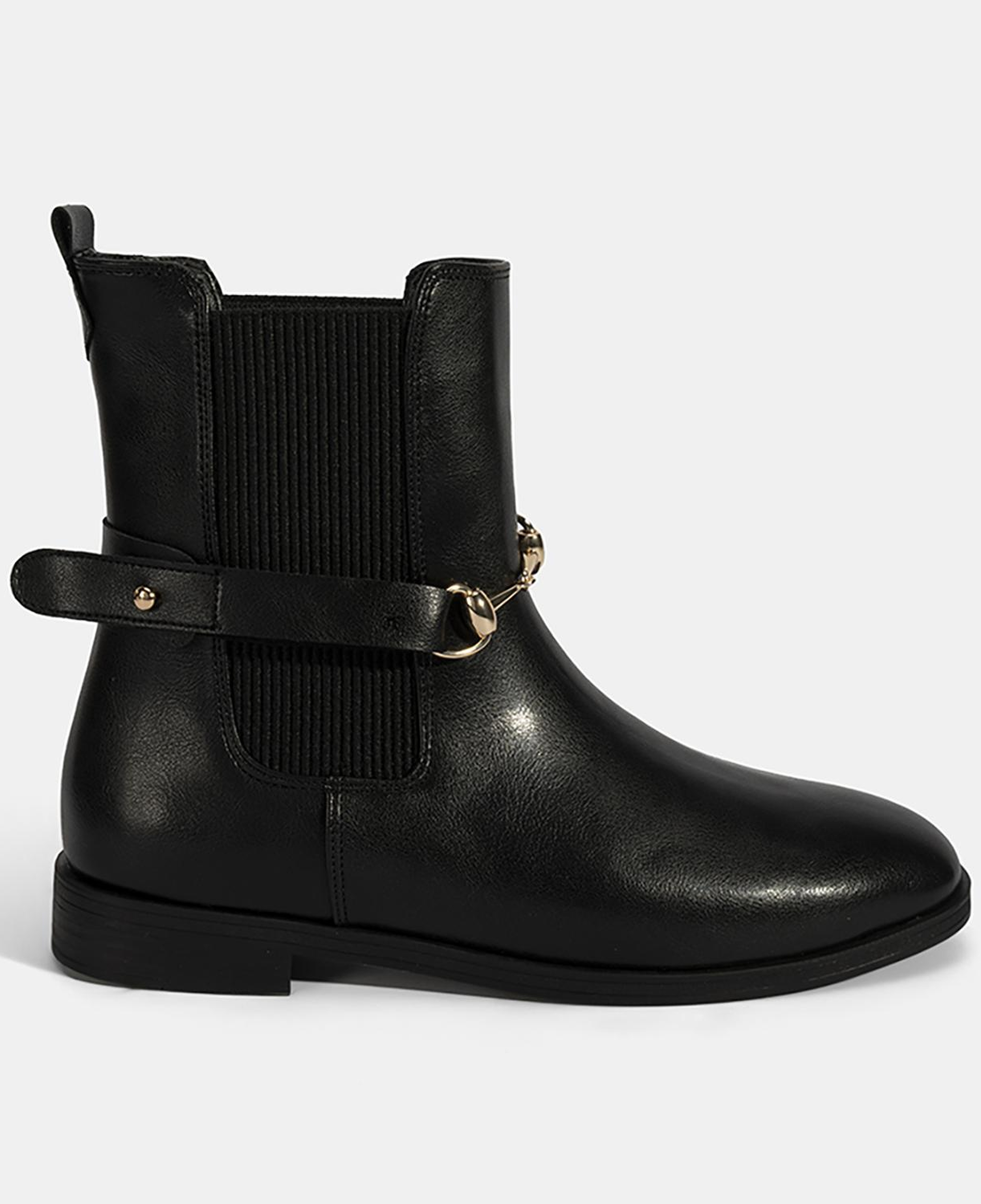 Kadın Siyah Metal Toka Aksesuarlı Bot