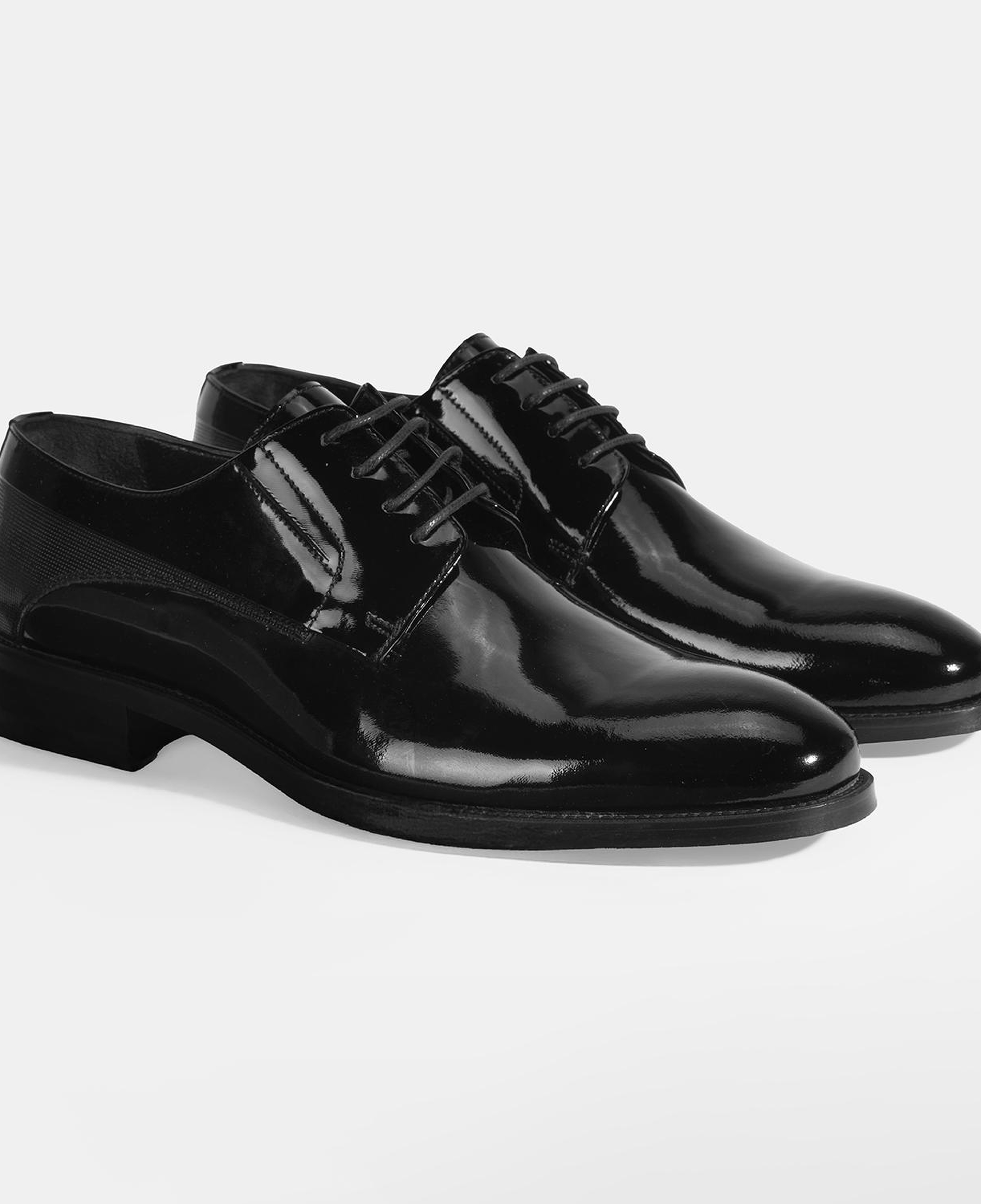 Therese Siyah Erkek Bağcıklı Rugan Klasik Ayakkabı