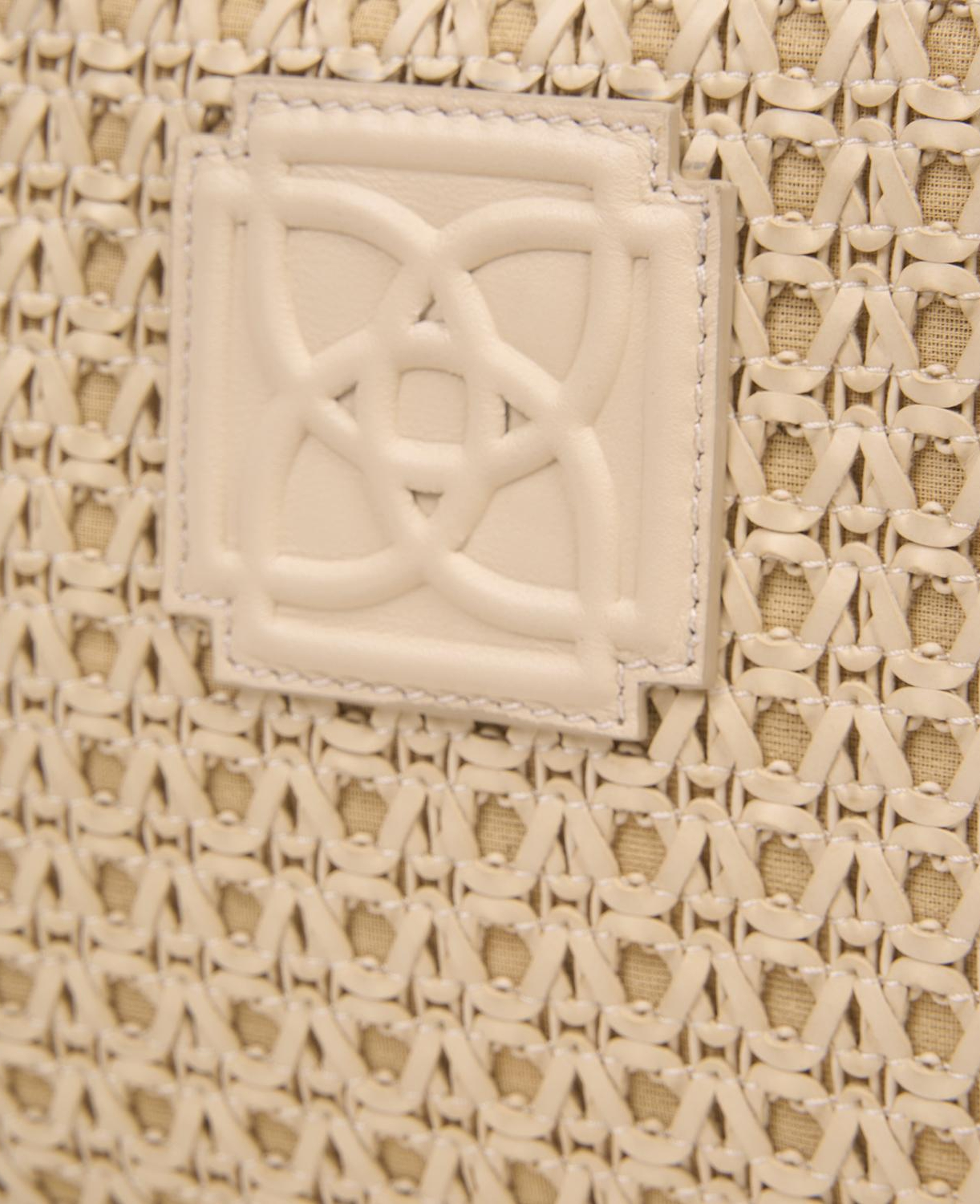 Kadın Bej Örgü Detaylı Logolu Omuz Çantası