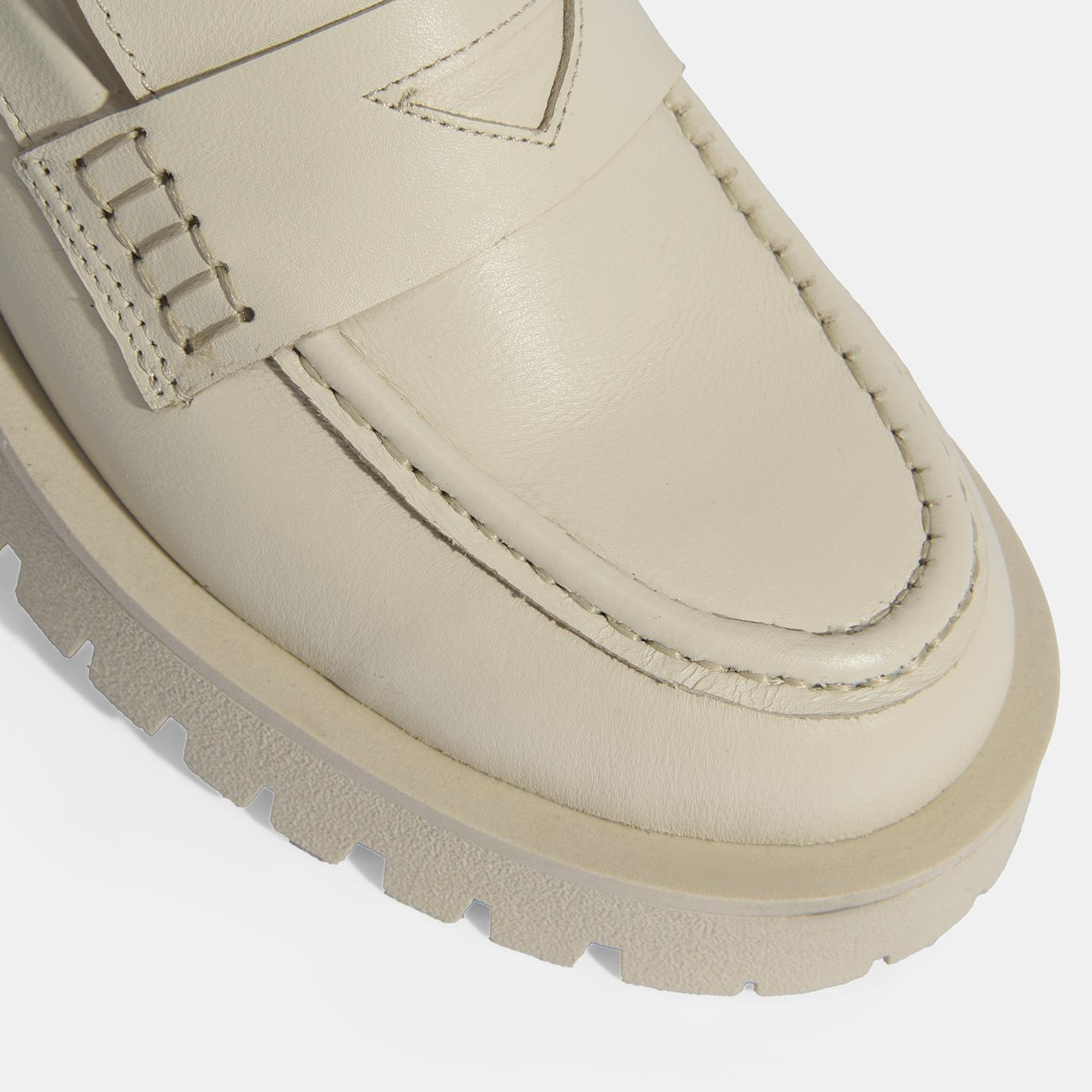 Kadın Bej Slip-On Deri Loafer