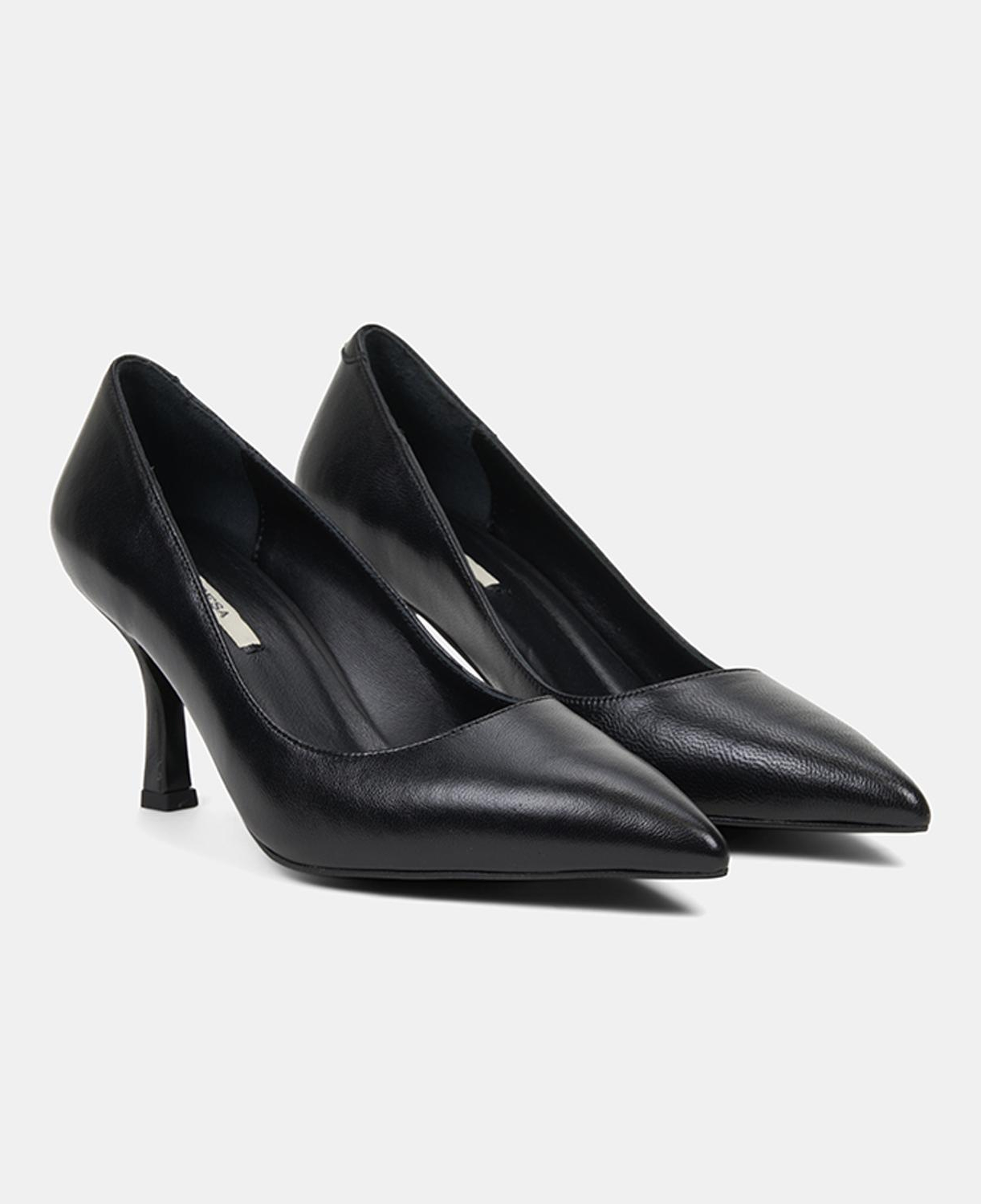 Kadın Siyah Sivri Burunlu Klasik Deri Stiletto