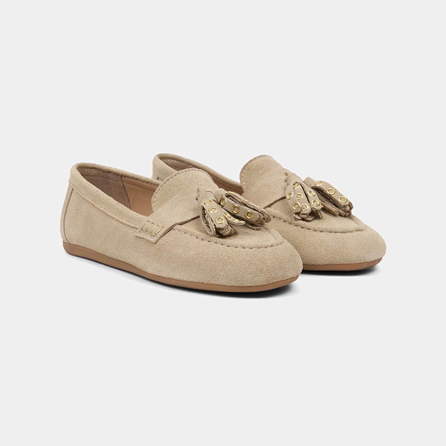 Kadın Bej Püskül Zımba Detaylı Süet Deri Loafer
