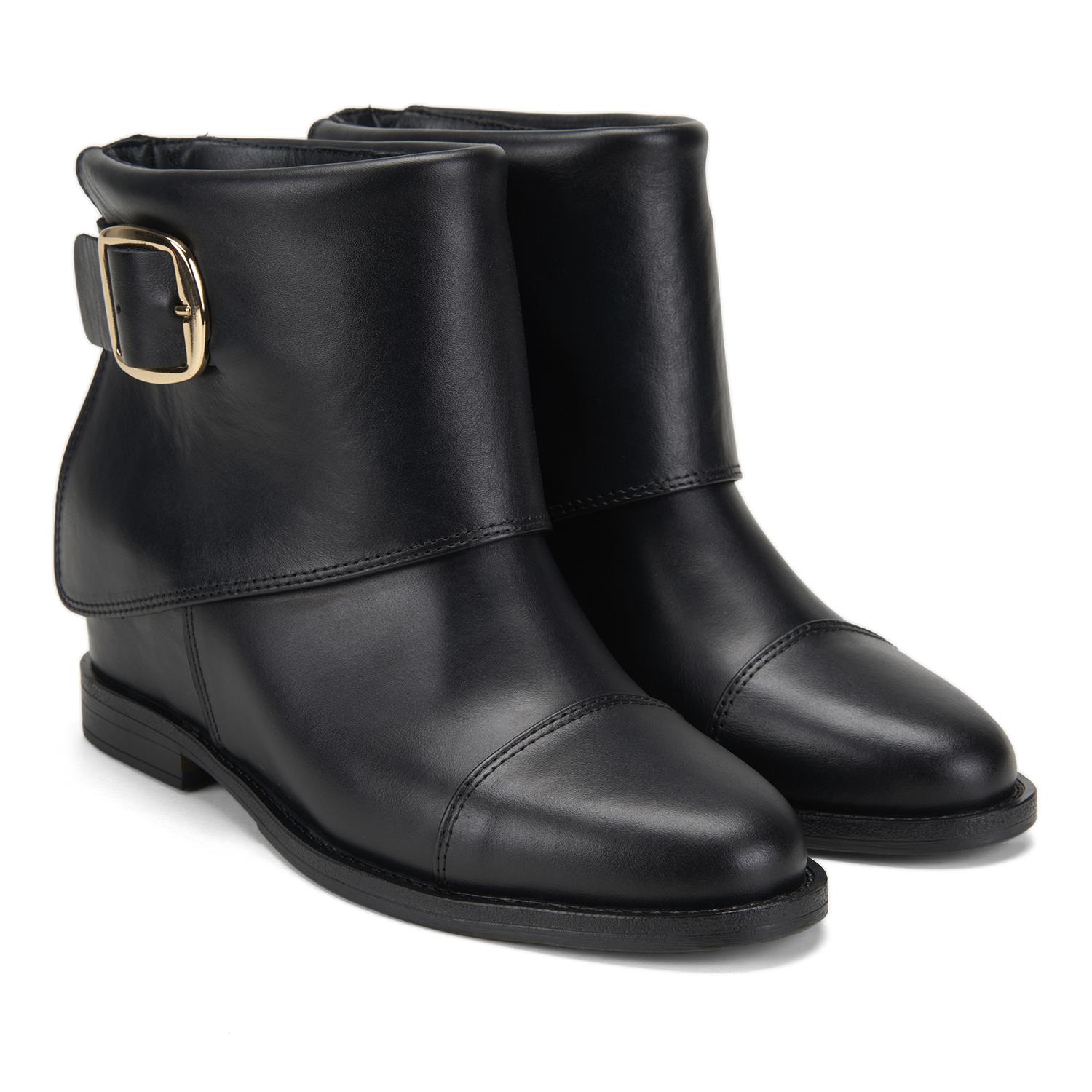 Deny Siyah Kadın Bot