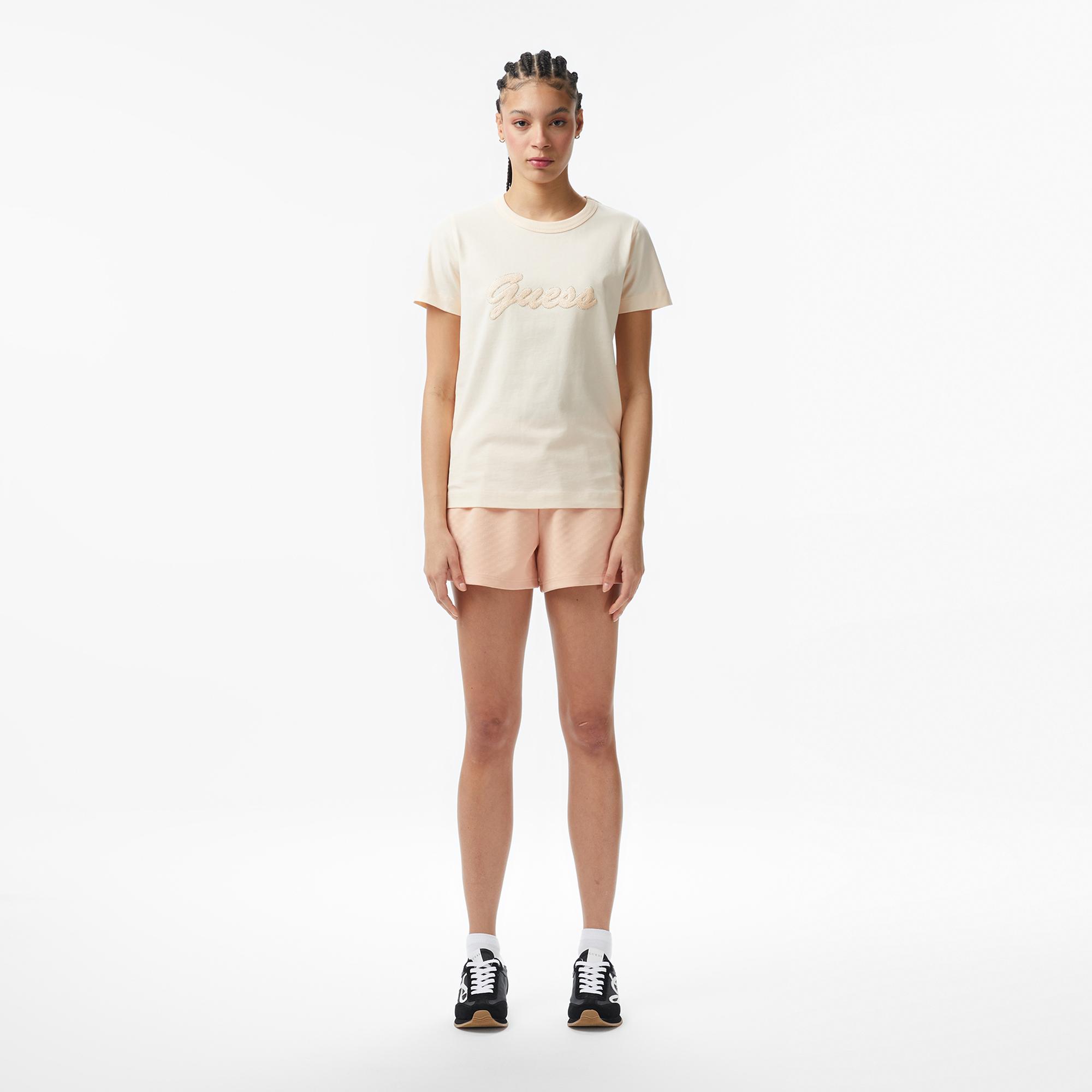 Guess Boxy Fit Kadın Ekru T-Shirt