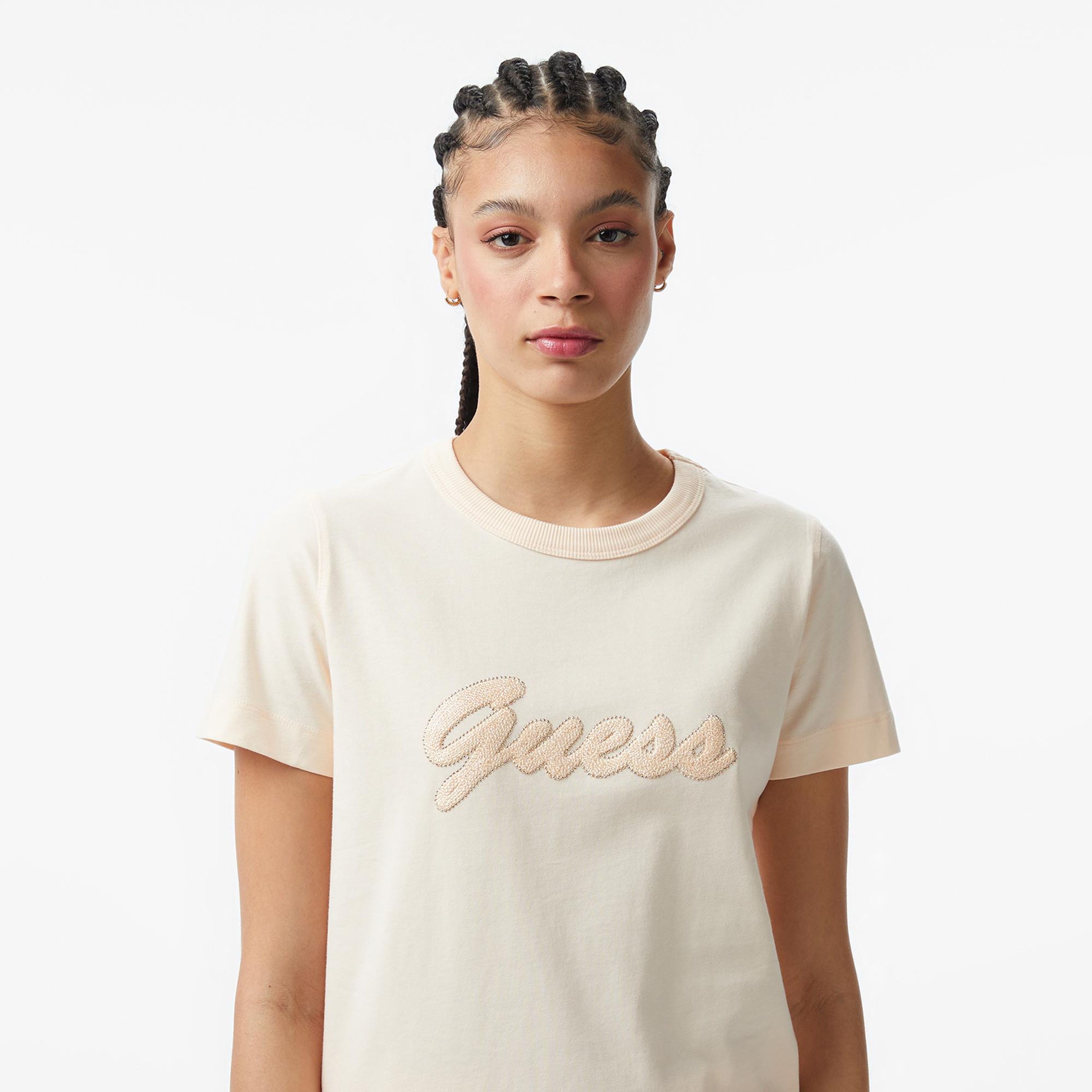 Guess Boxy Fit Kadın Ekru T-Shirt