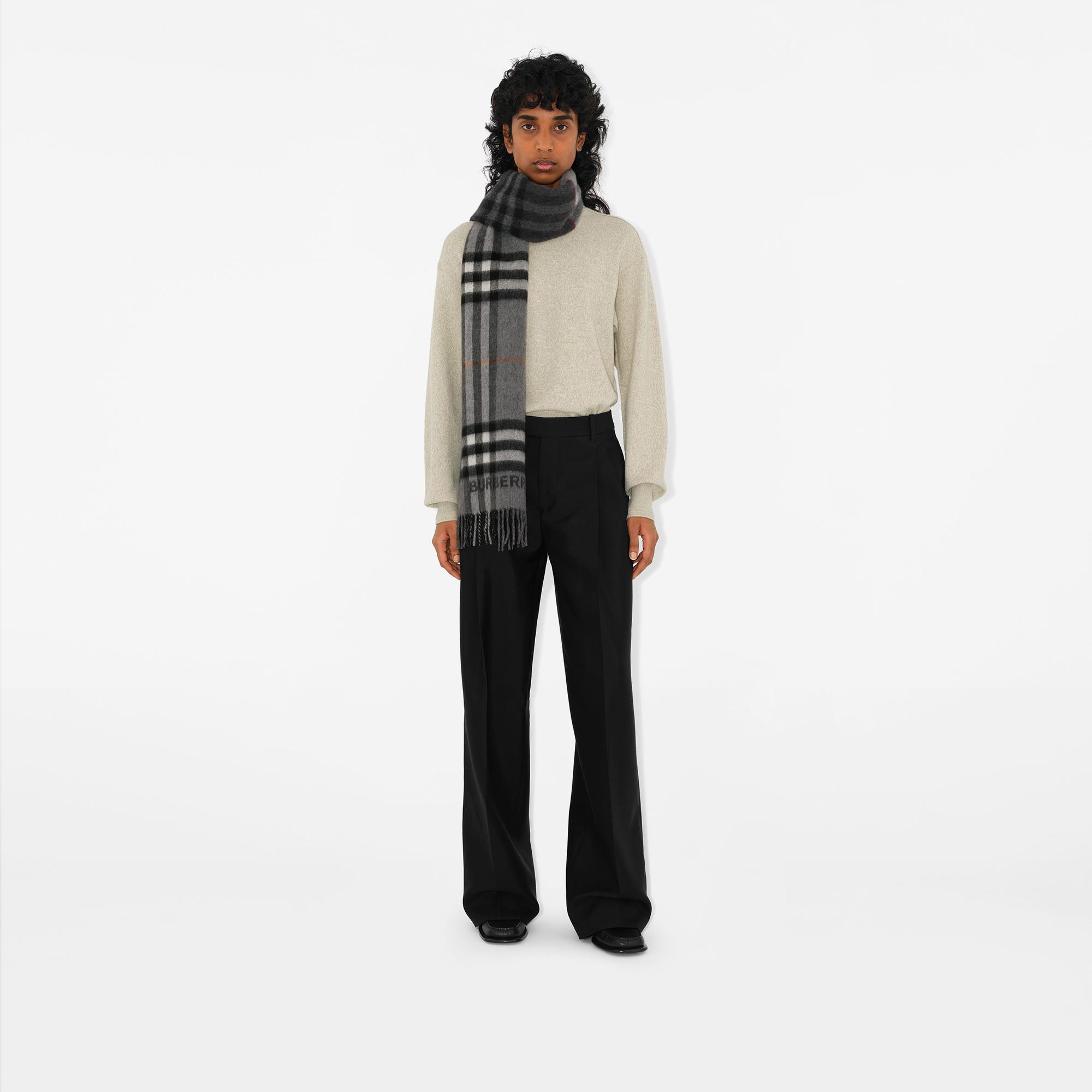 Burberry Gnt Contrast Cashmere Kadın Gri Atkı