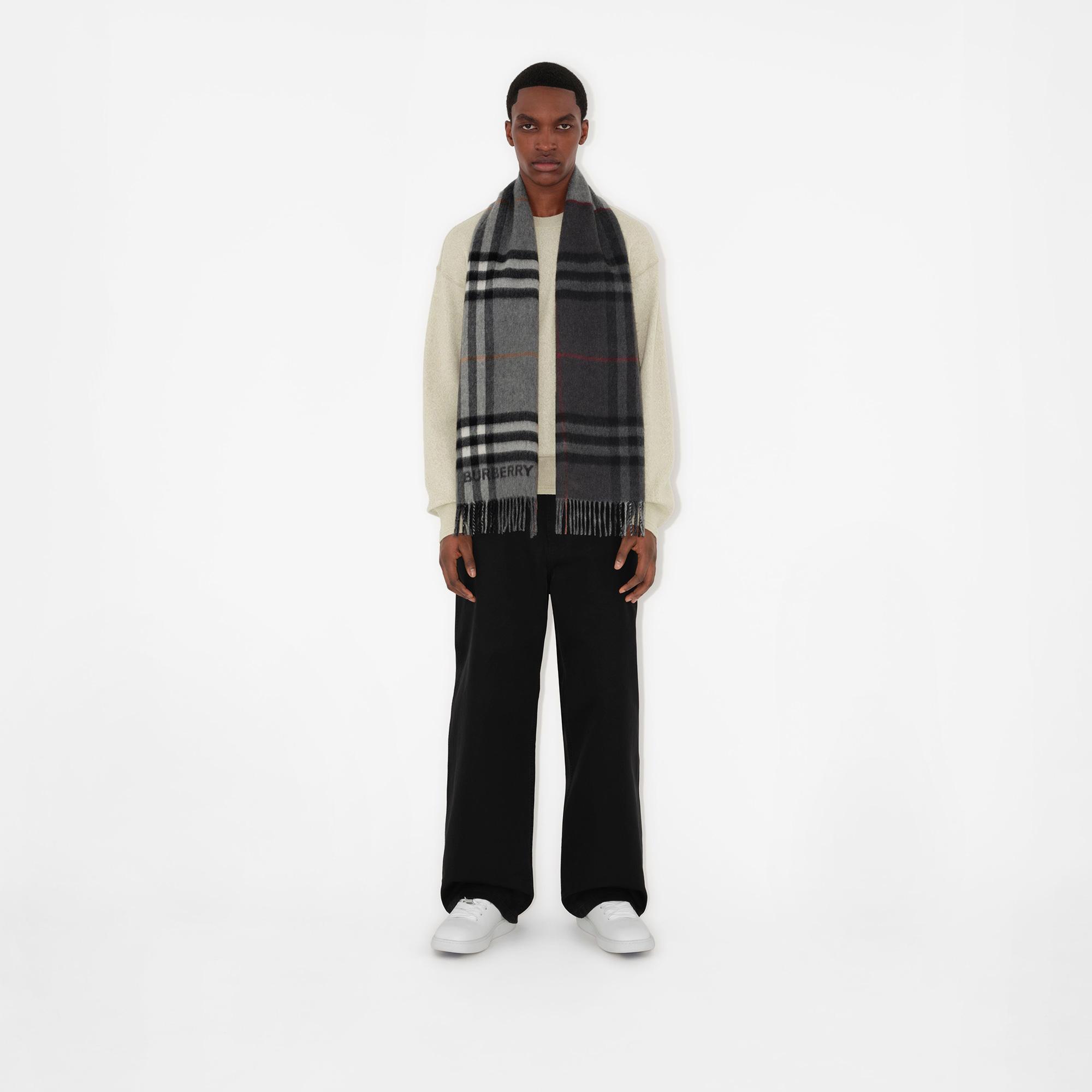 Burberry Gnt Contrast Cashmere Kadın Gri Atkı