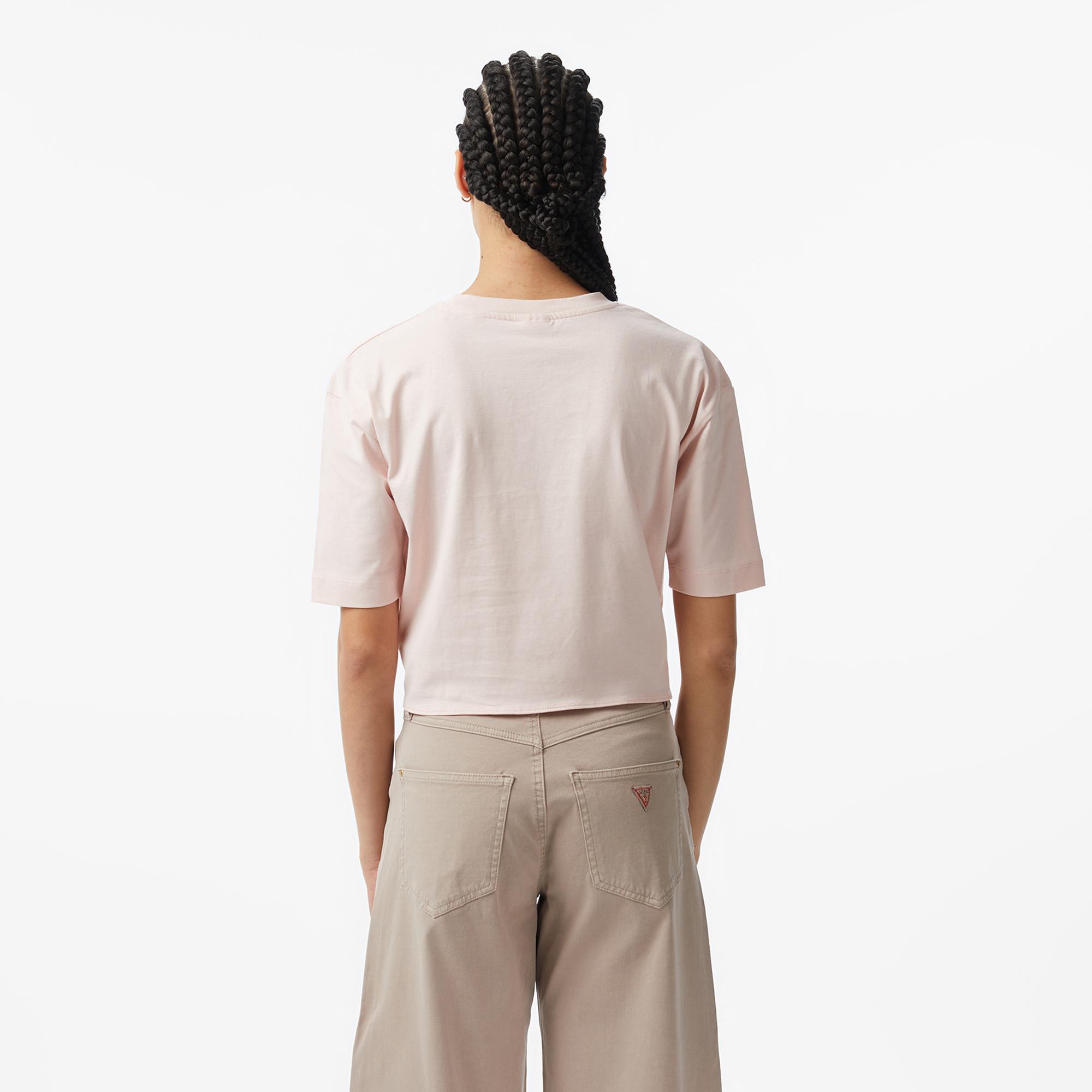 Guess Stream Aktif Boxy Fit Kadın Pembe T-Shirt