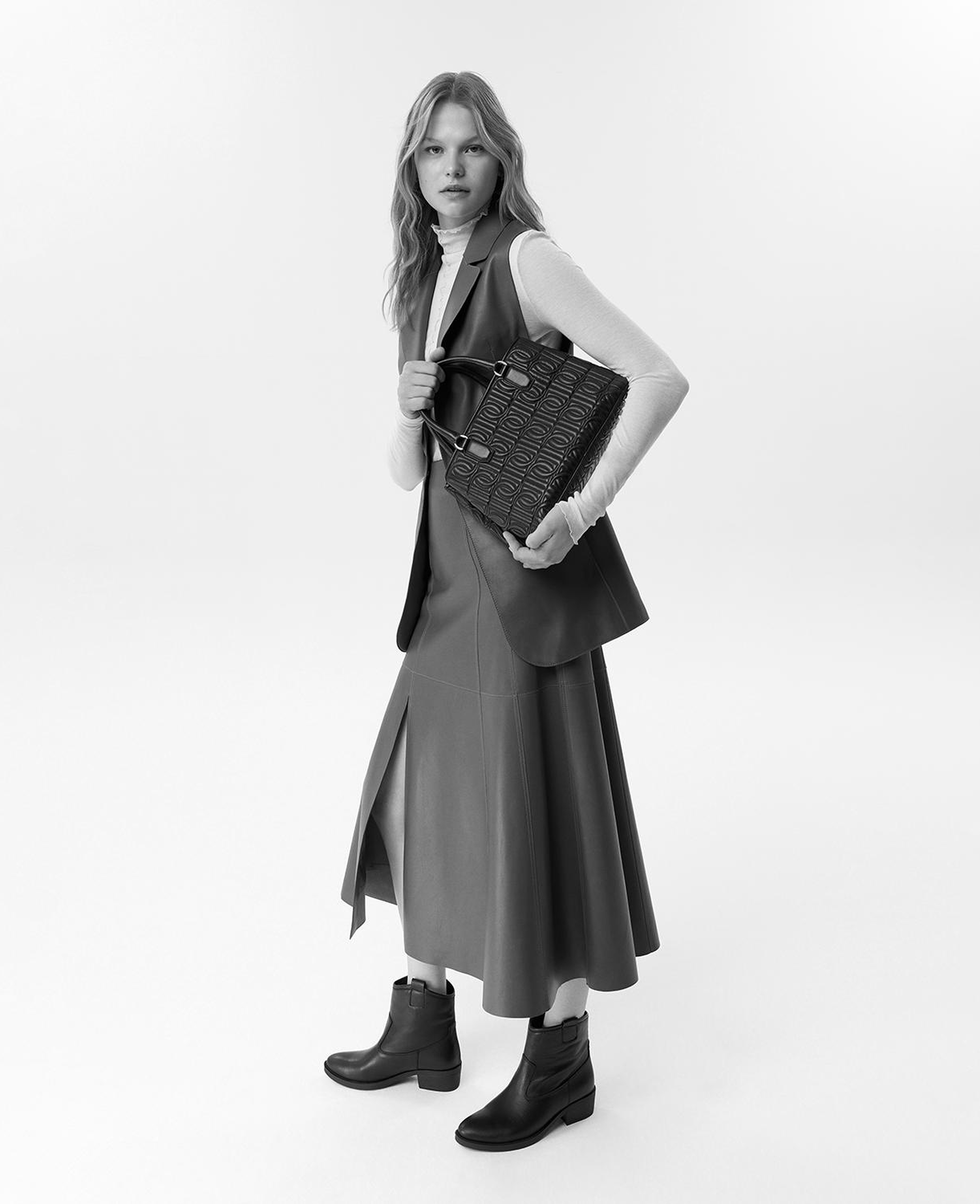 Aulii Siyah Kadın Yırtmaçlı Deri Etek