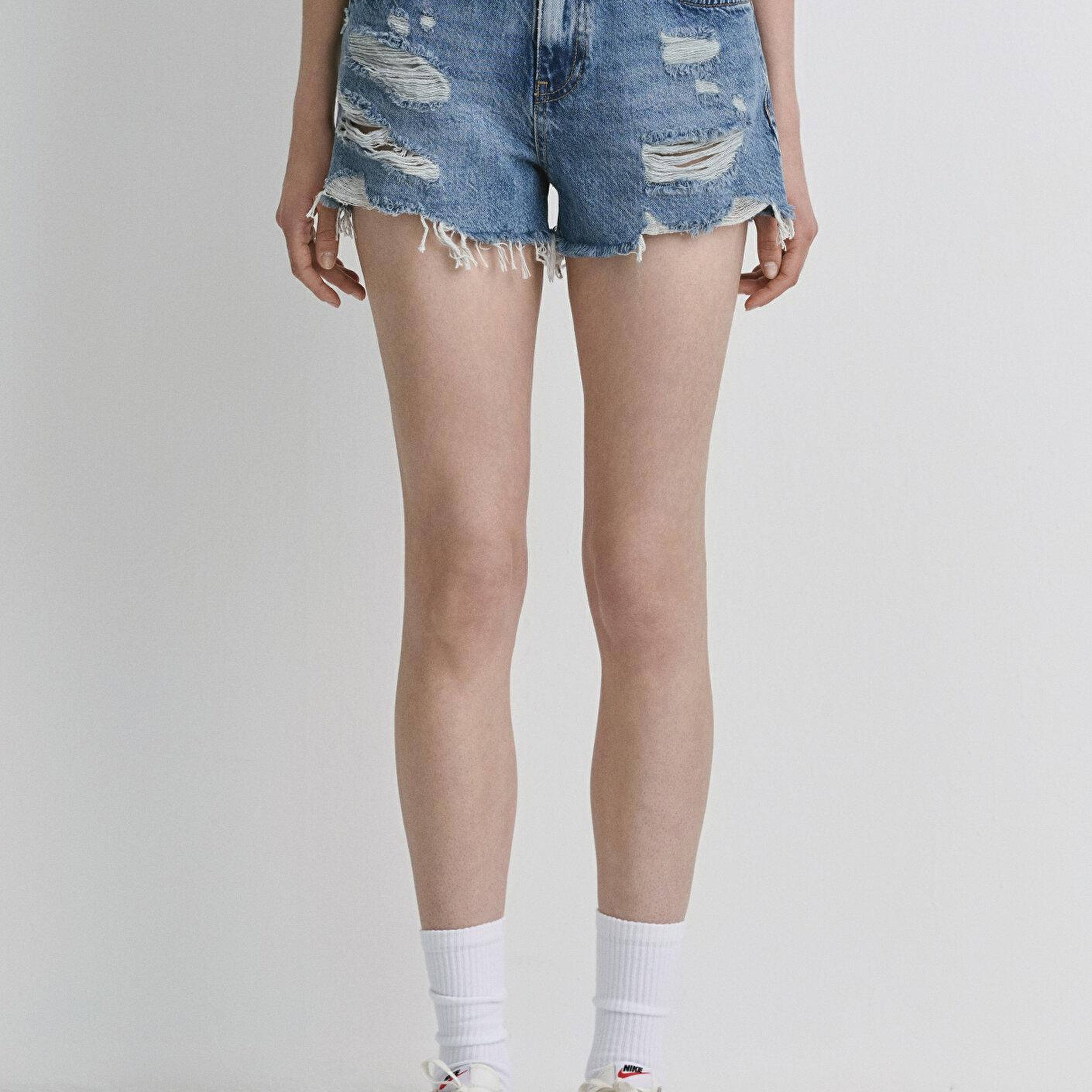 Mavi Tyra 90lar Gölgeli Indigo Mavisi Jean Şort 1410011-84398