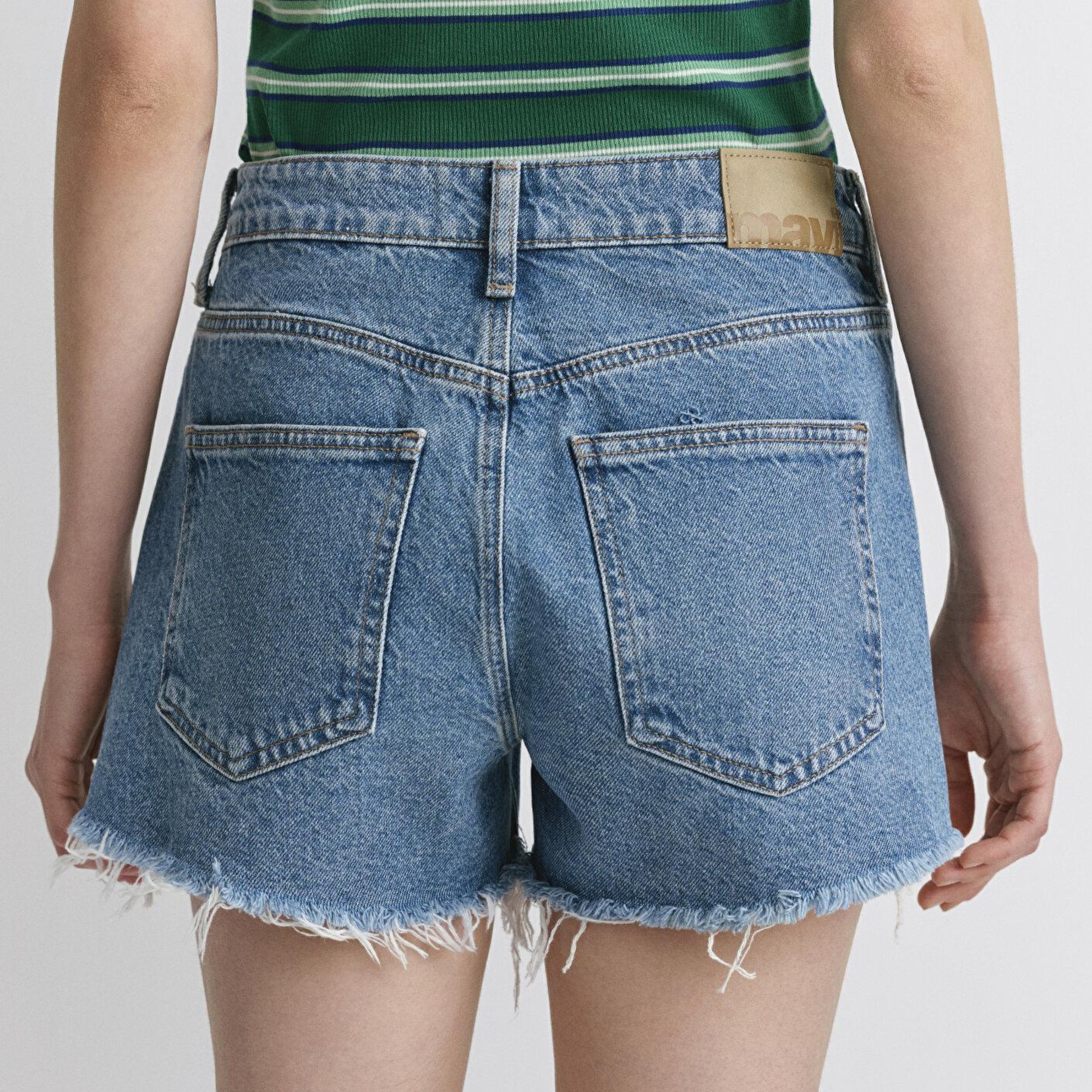 Mavi Rosie 90lar Yırtıklı Açık Mavi Jean Şort 1447487077