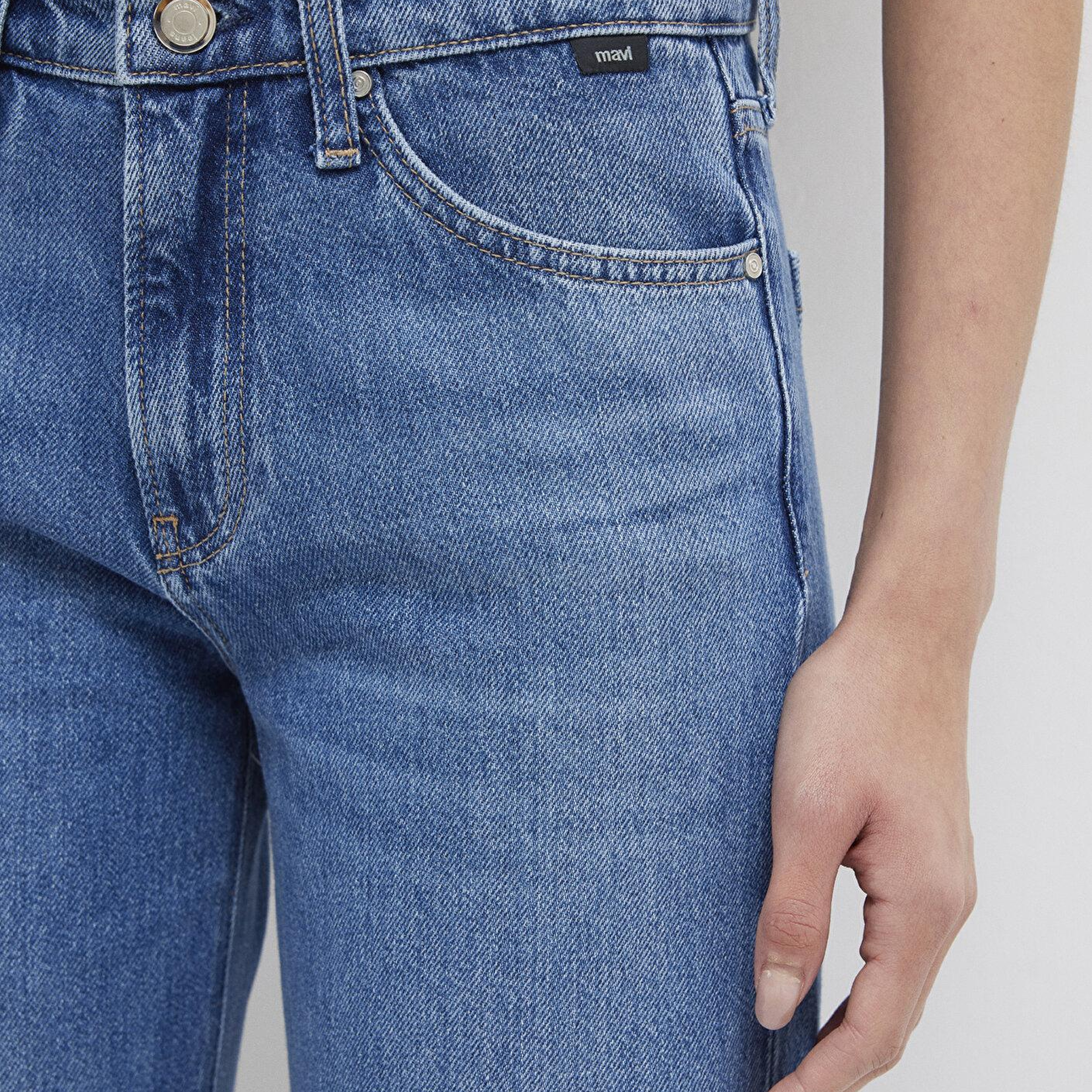 Mavi Grace Iconic Gölgeli Indigo Mavisi Jean Pantolon 1018584-A1600