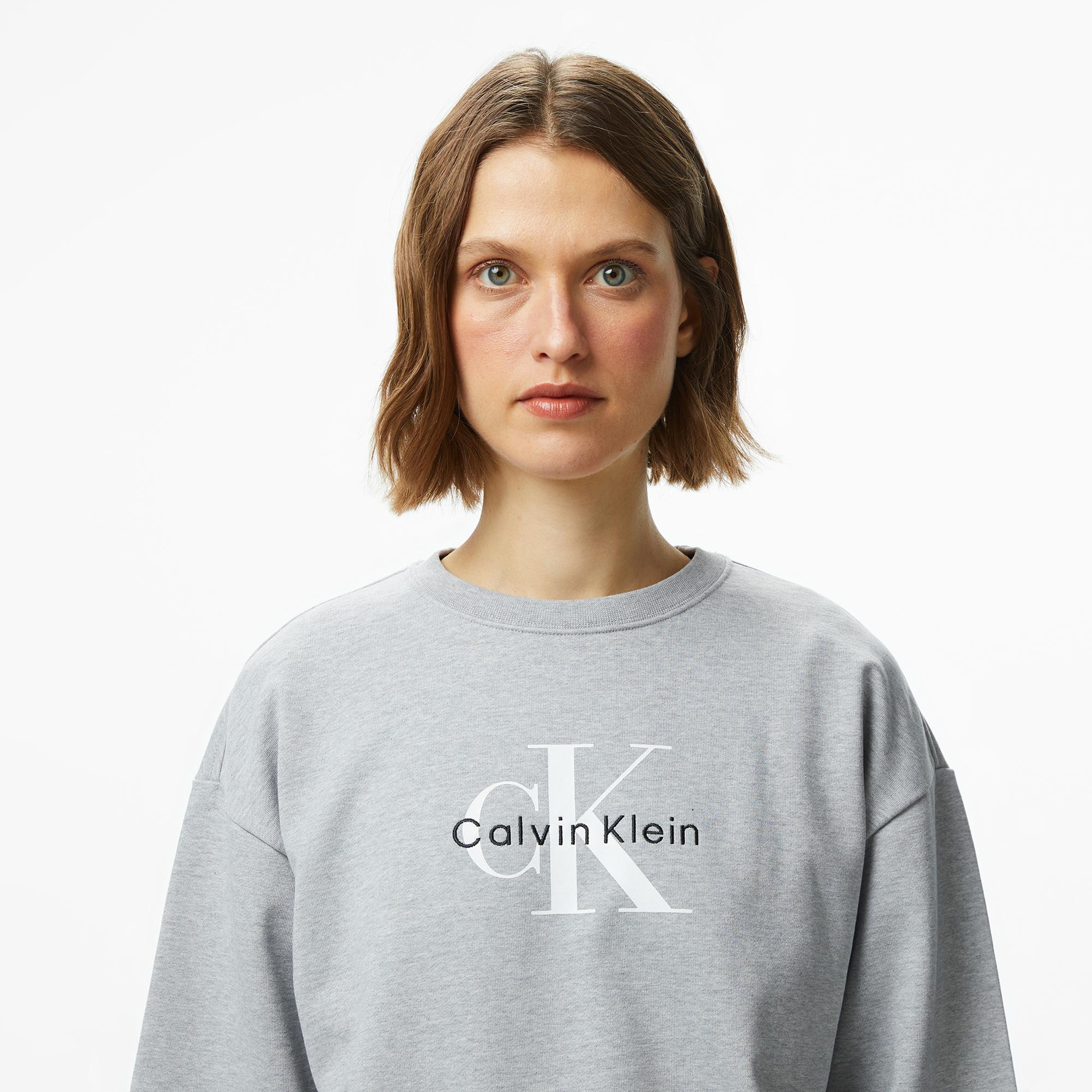 Calvin Klein Monologo French Terry Kadın Gri Sweatshirt