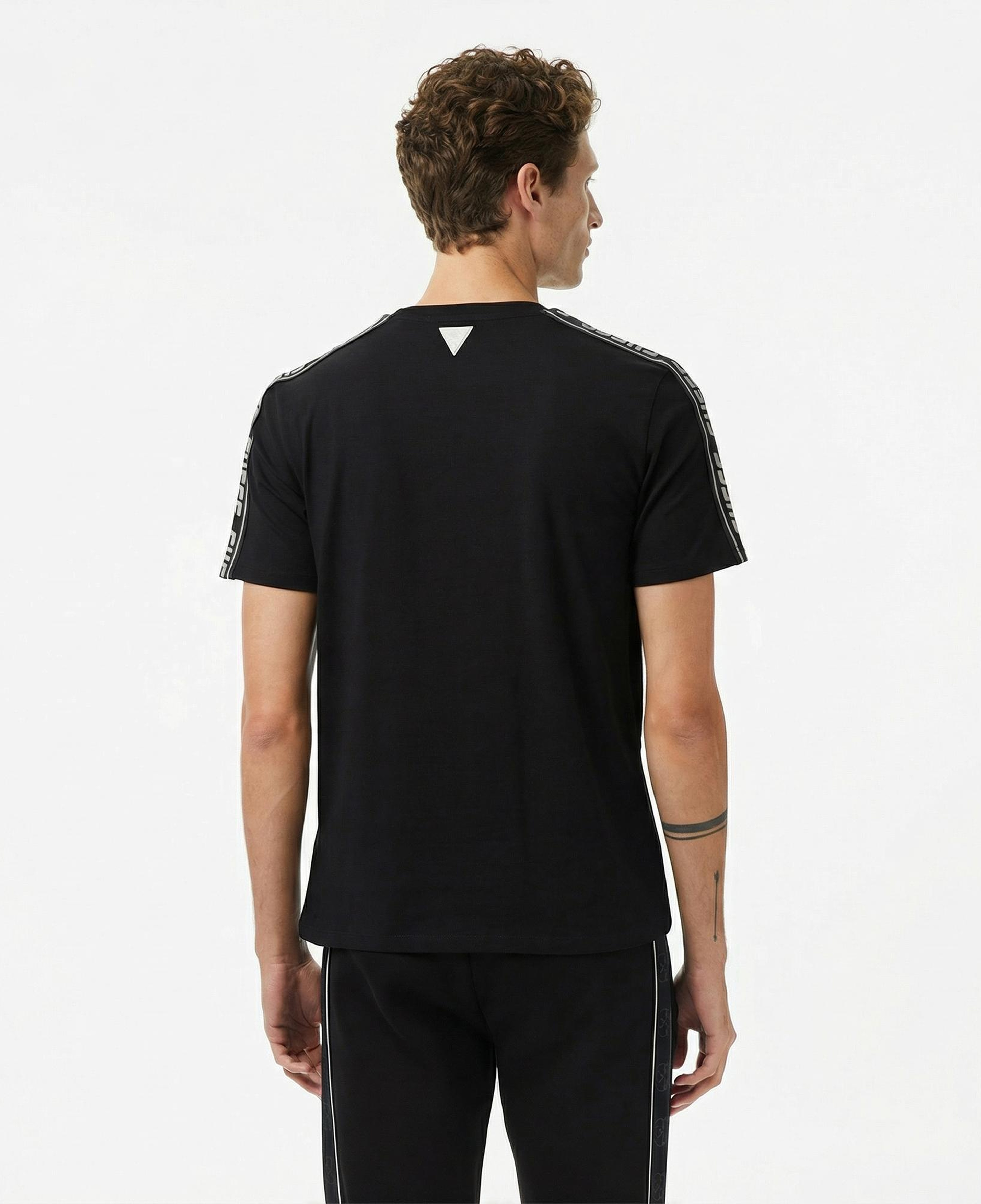 Guess Arlo Erkek Siyah T-Shirt