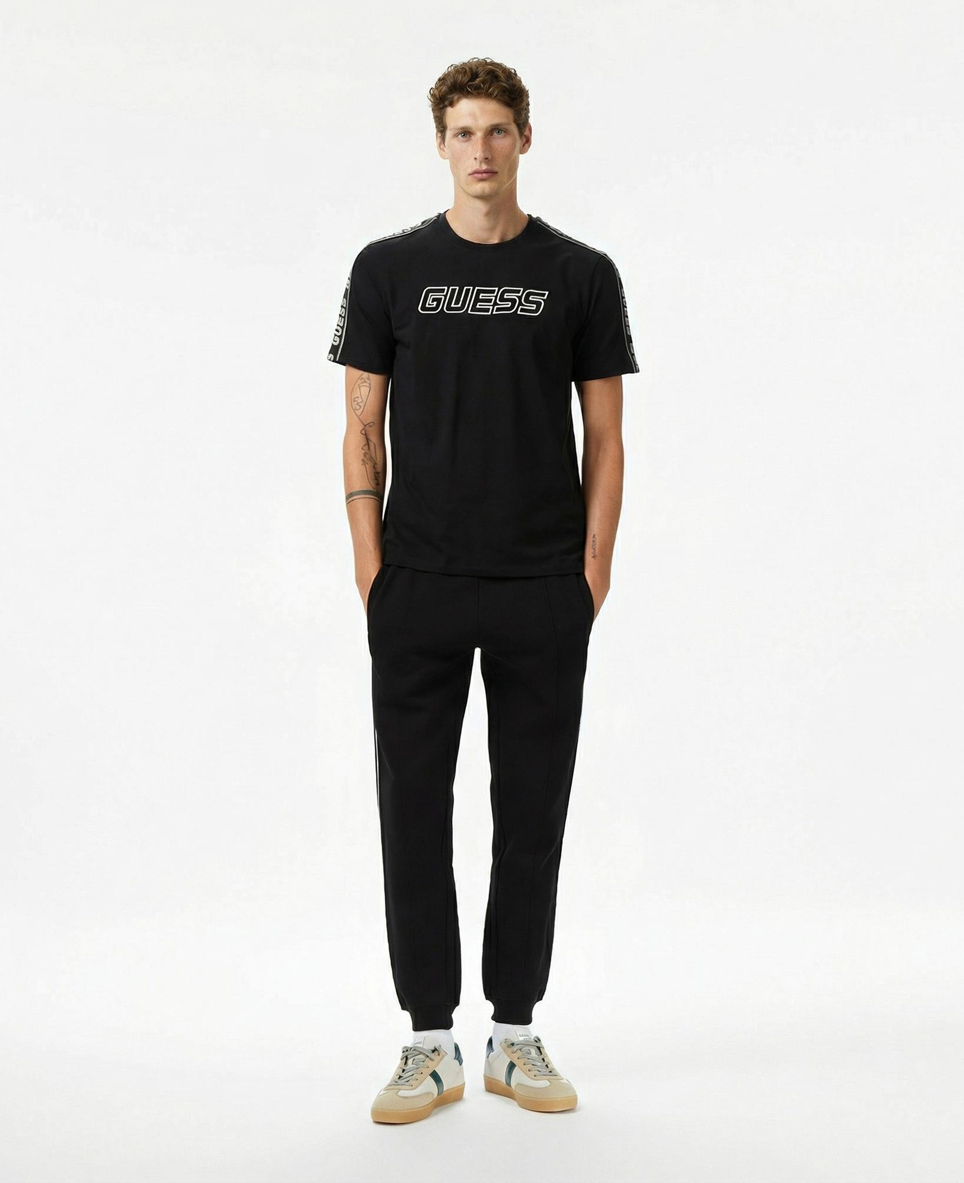 Guess Arlo Erkek Siyah T-Shirt