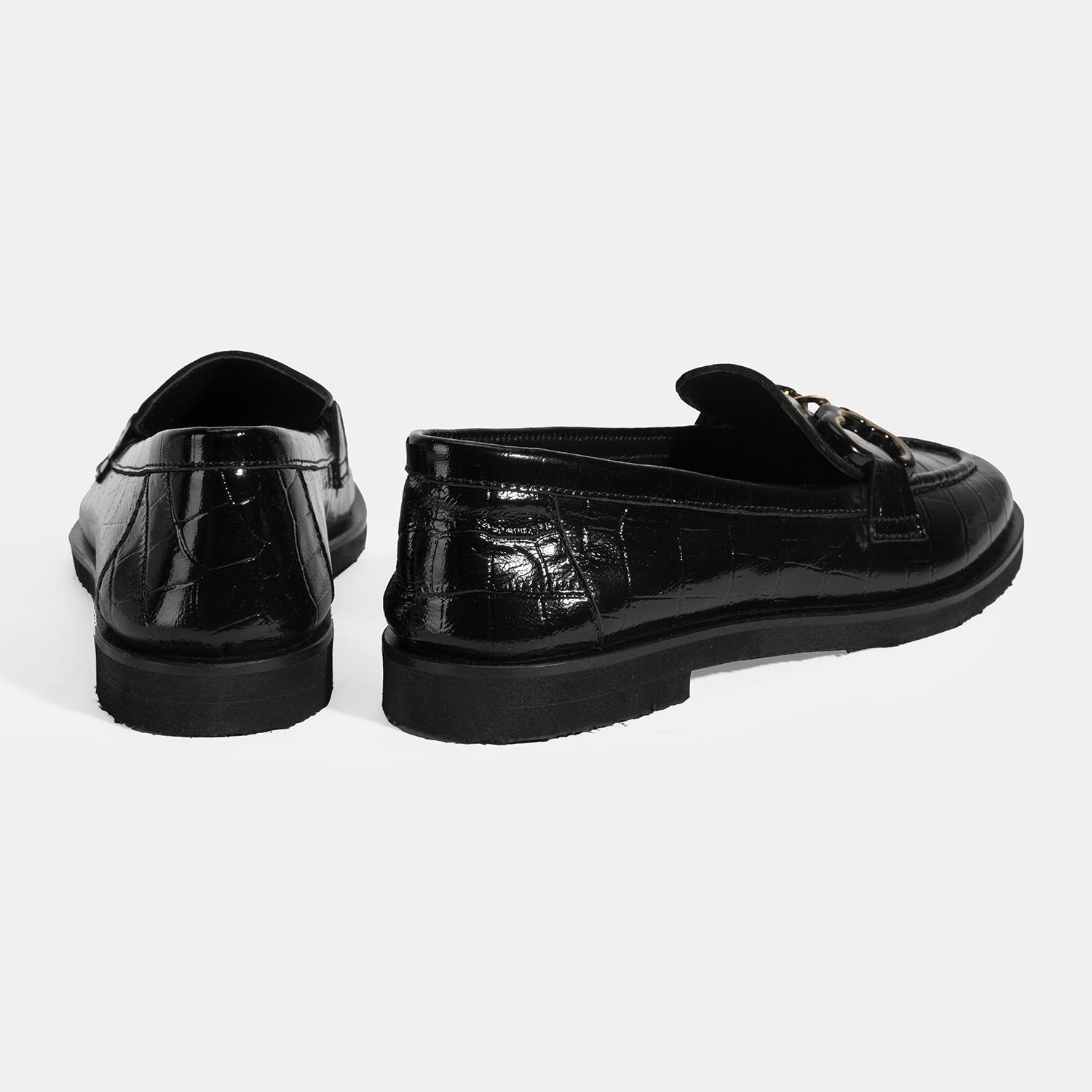 Kadın Siyah Kroko Baskılı Toka Detaylı Deri Loafer