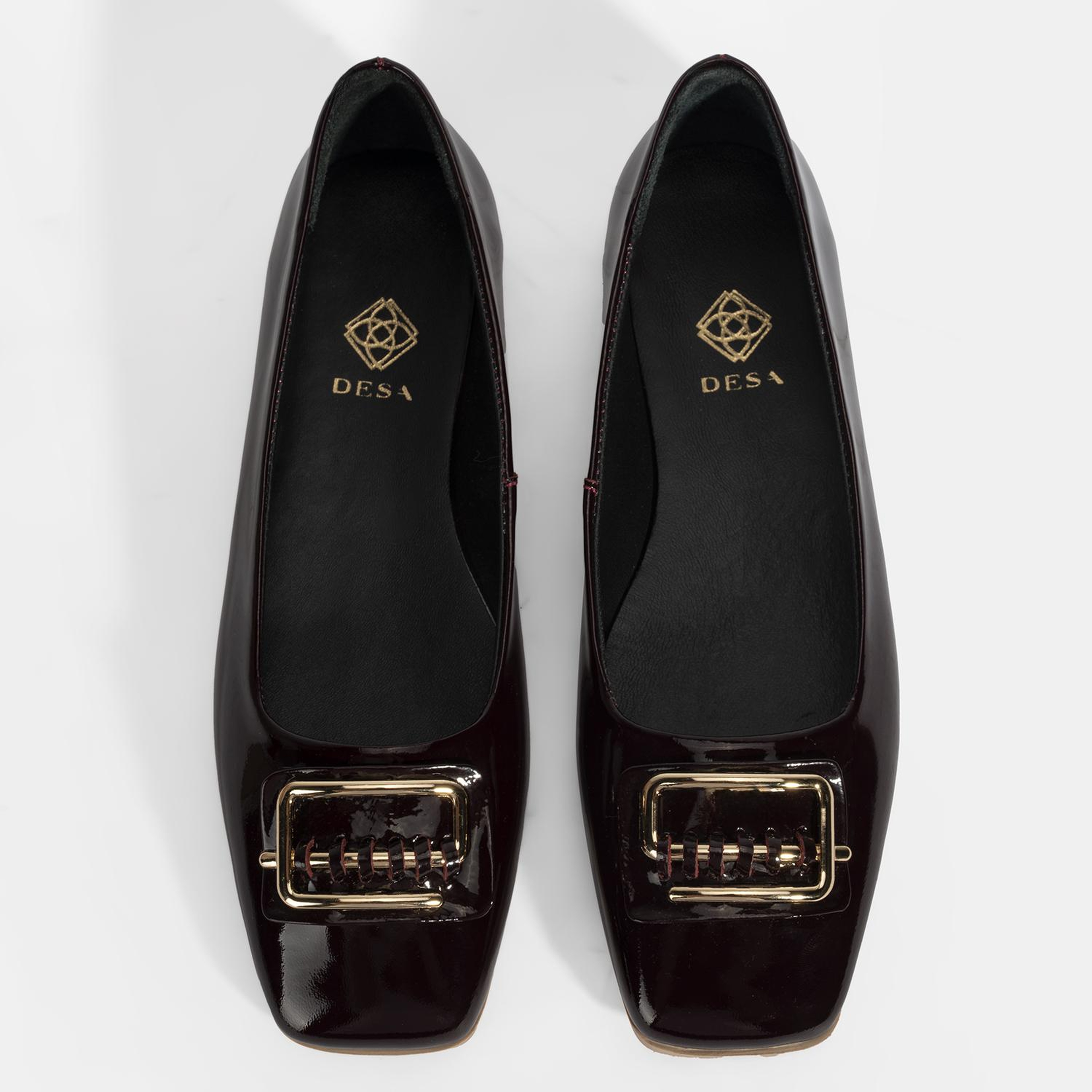 Kadın Bordo Metal Toka Aksesuarlı Rugan Babet