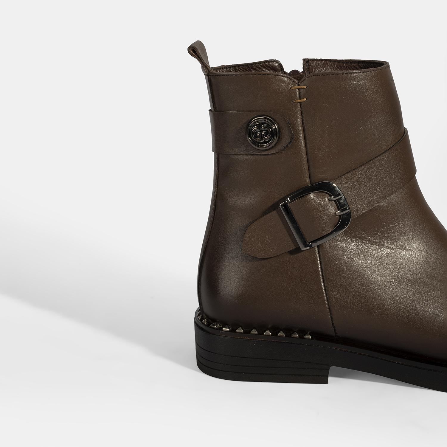 Kadın Kahve Metal Toka Detaylı Deri Bot