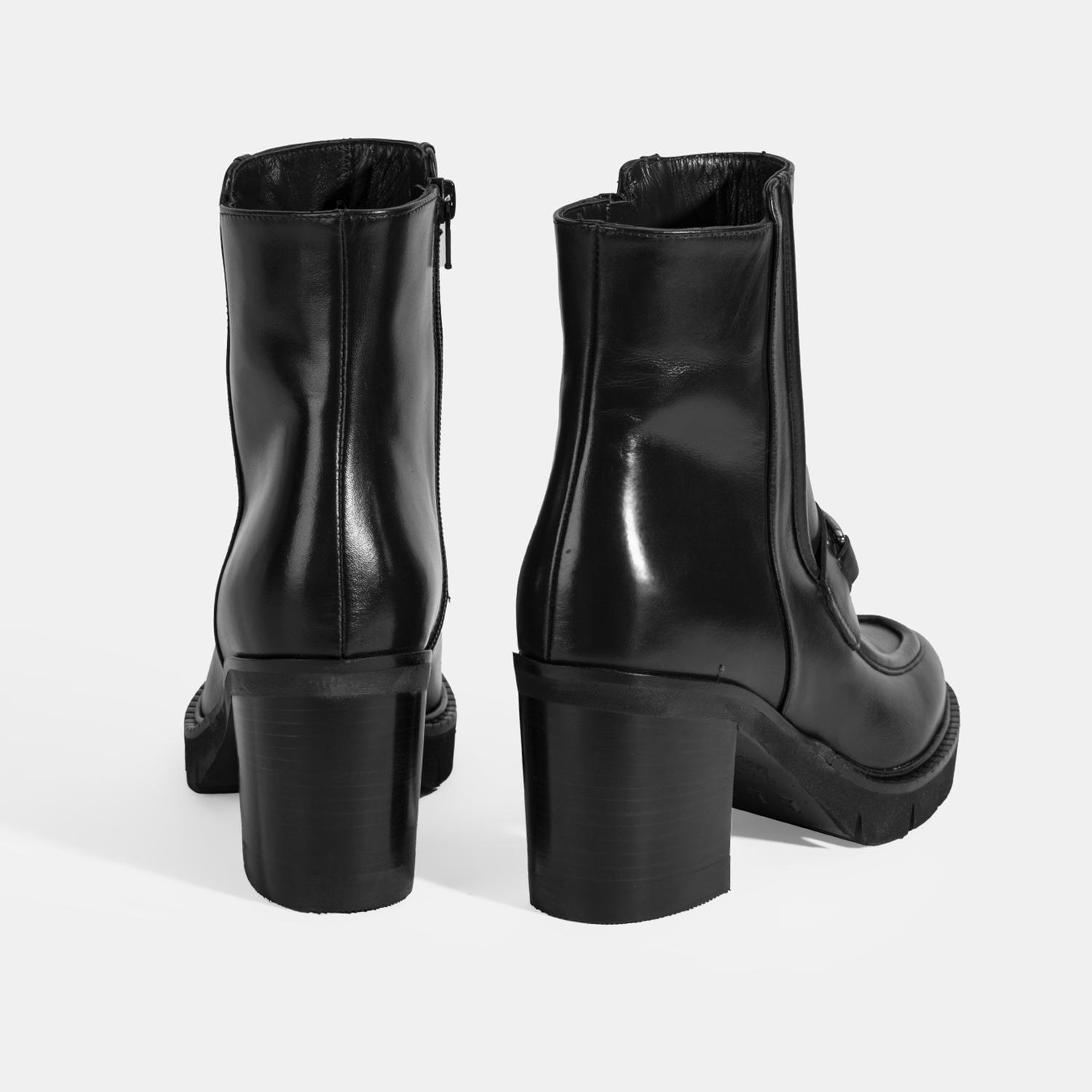 Luca Grossi Kadın Siyah Metal Kilit Detaylı Kalın Topuklu Bot