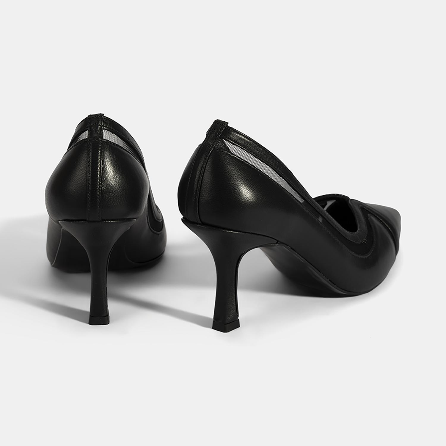 Kadın Siyah Deri Topuklu Ayakkabı