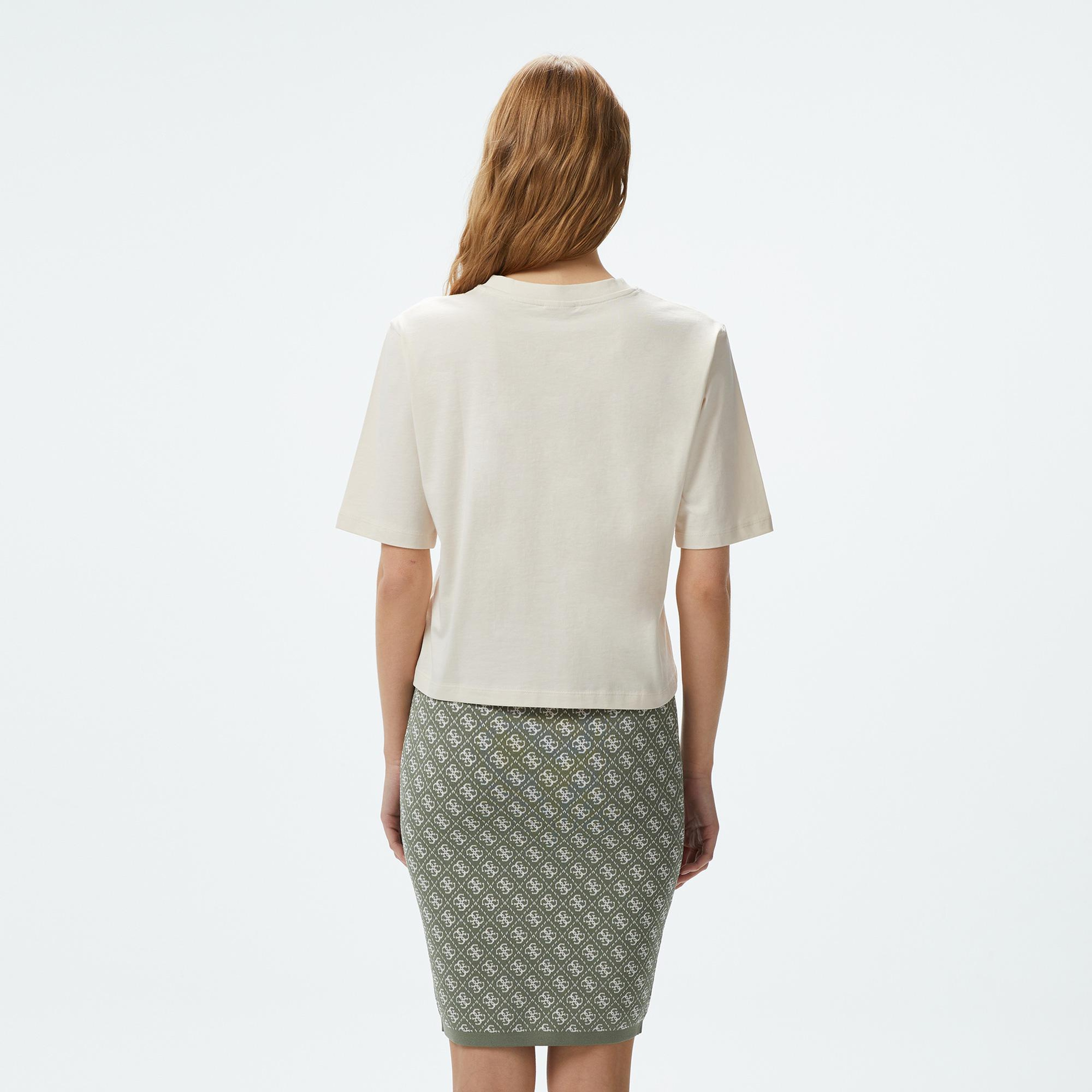 Guess Colette Boxy Mid Organic Stream Kadın Krem T-Shirt