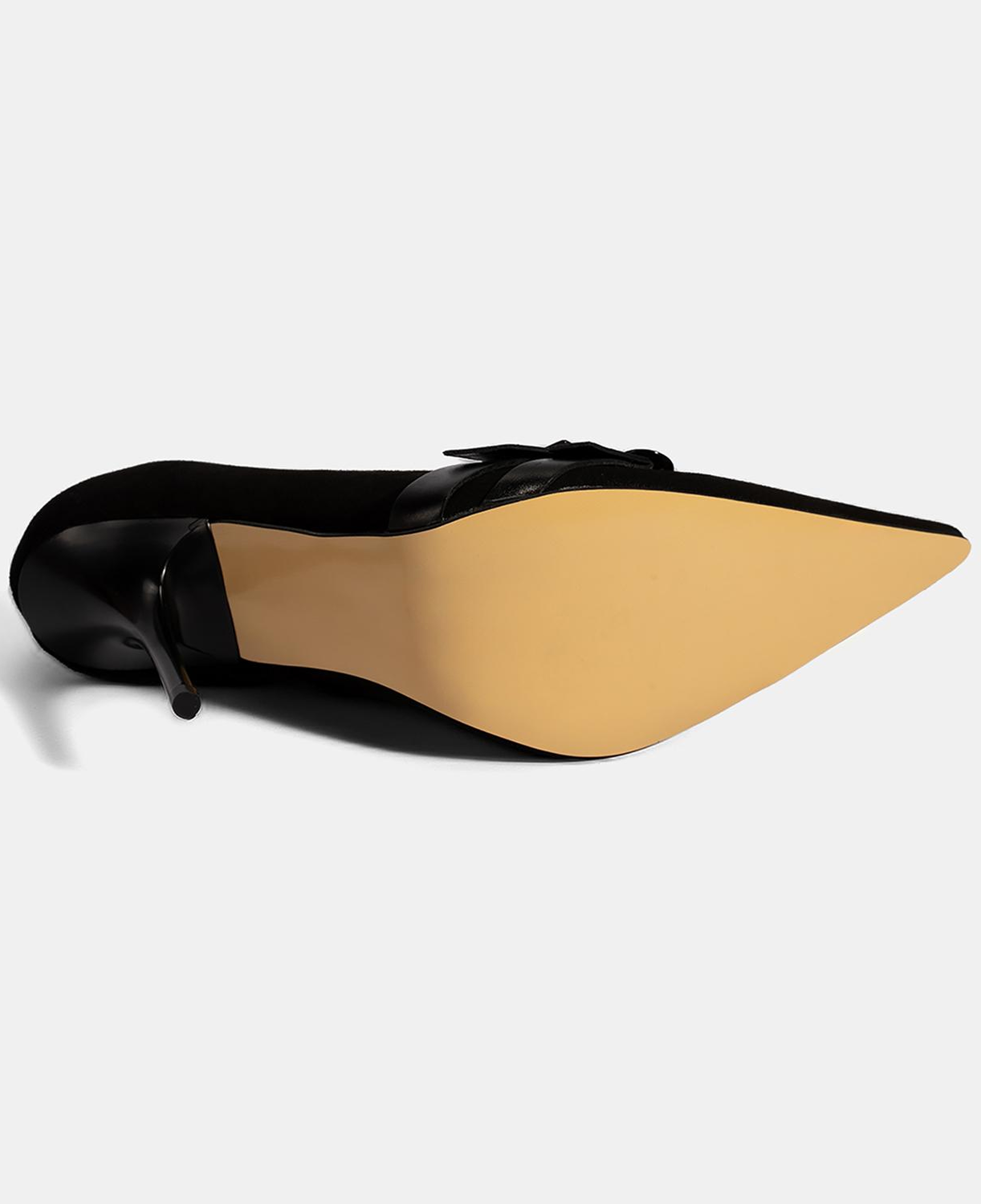 Kadın Siyah Metal Toka Detaylı Süet Stiletto