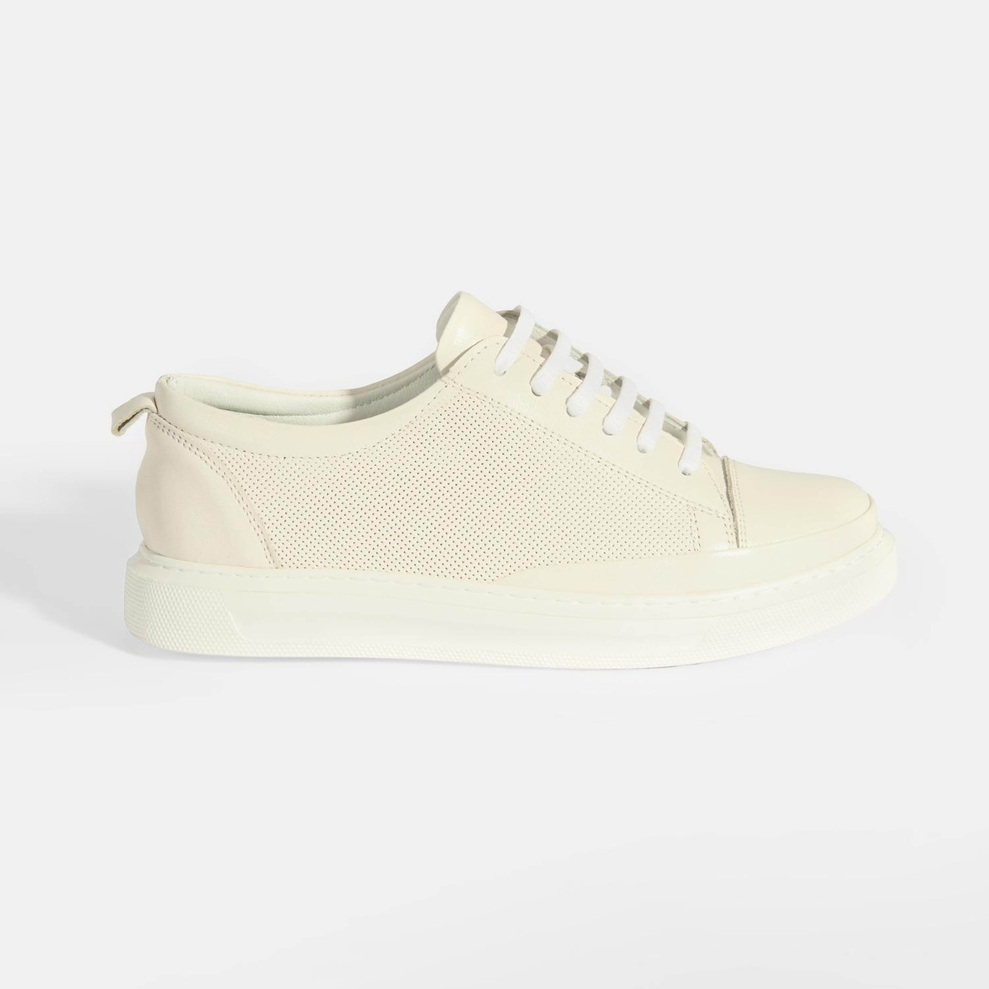 Kadın Beyaz Deri Bağcıklı Spor Ayakkabı