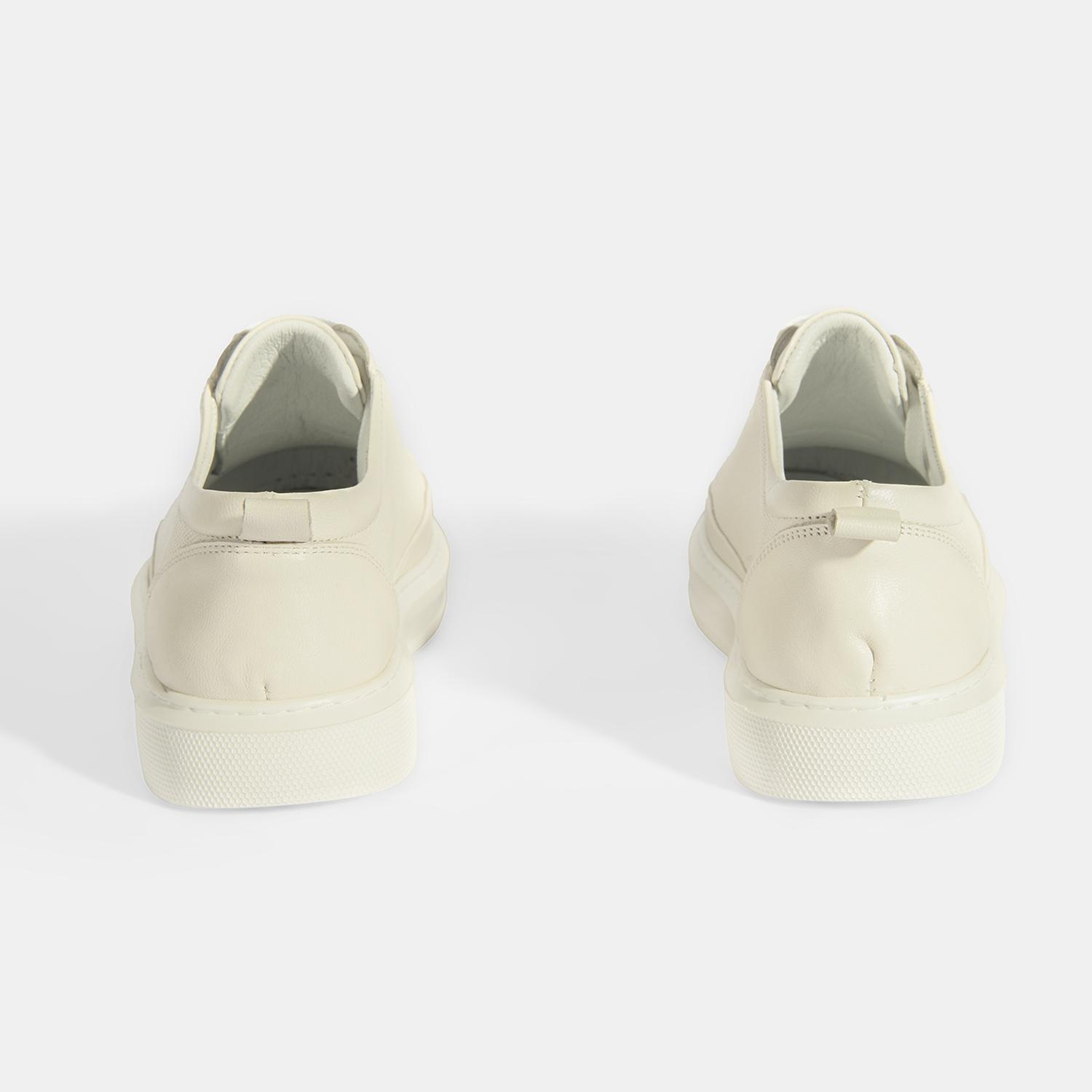 Kadın Beyaz Deri Bağcıklı Spor Ayakkabı