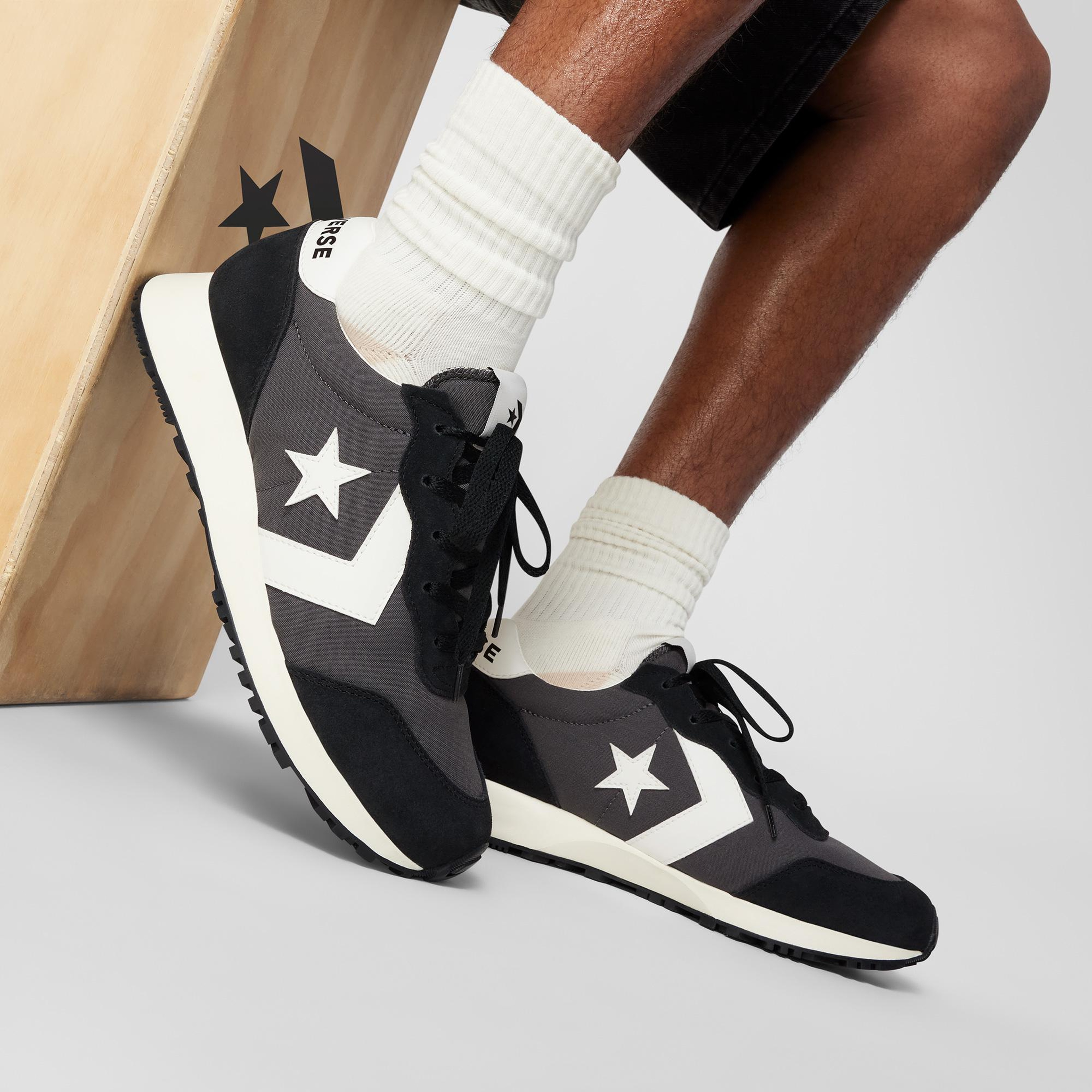 Converse Omega Trainer Unisex Siyah Süet Sneaker