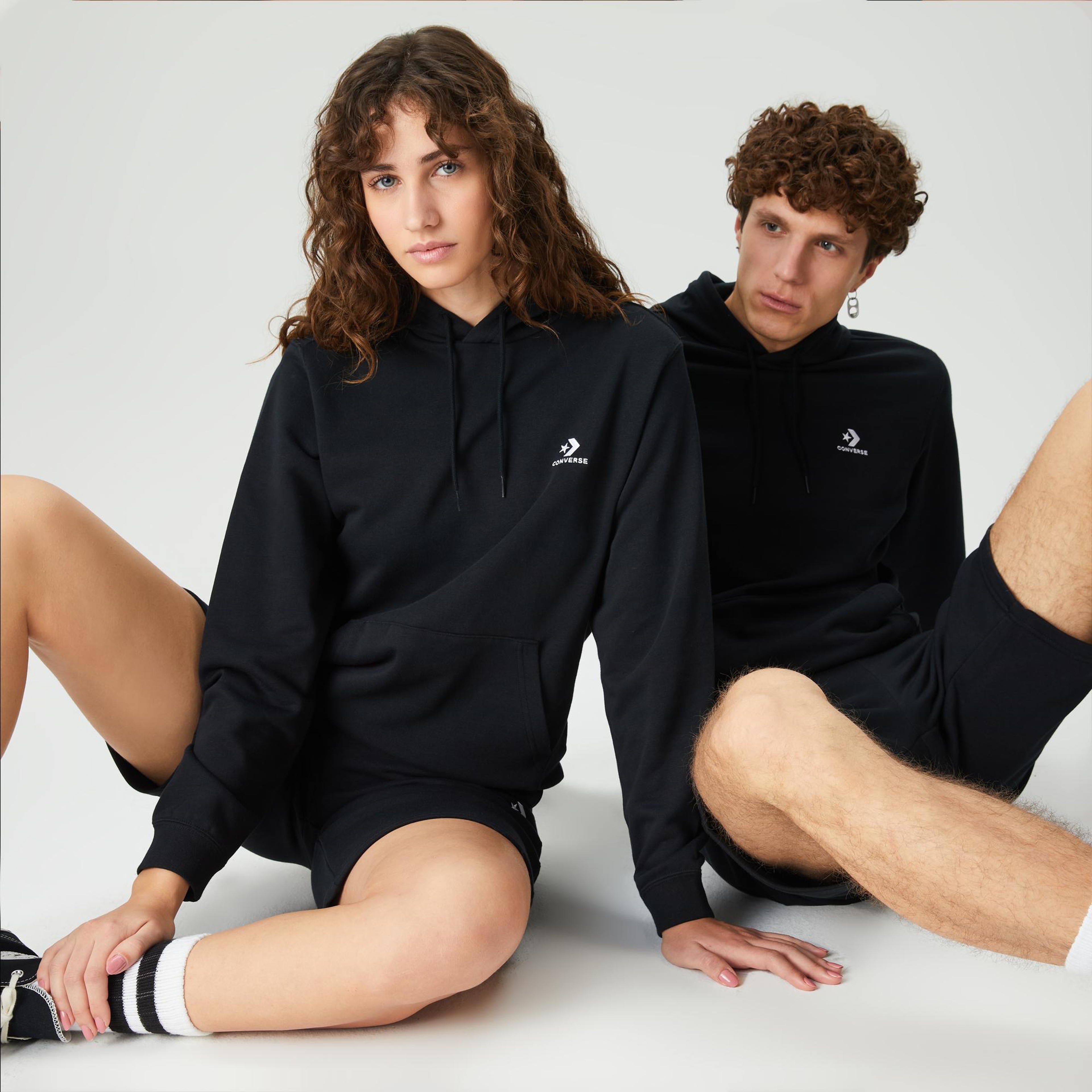 Converse Go-To Unisex Kapüşonlu Siyah Hoodie